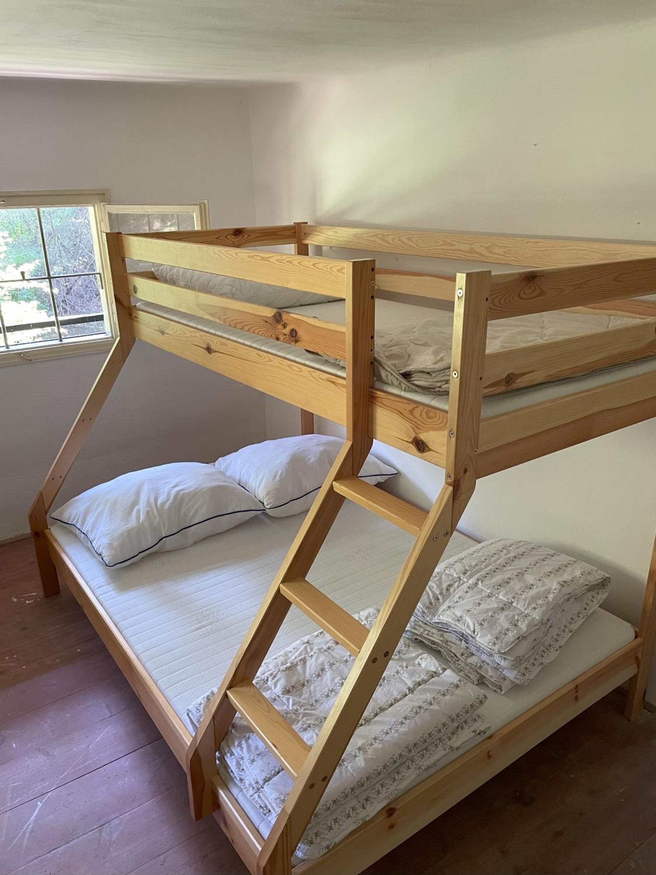 One-Bedroom House photo 1