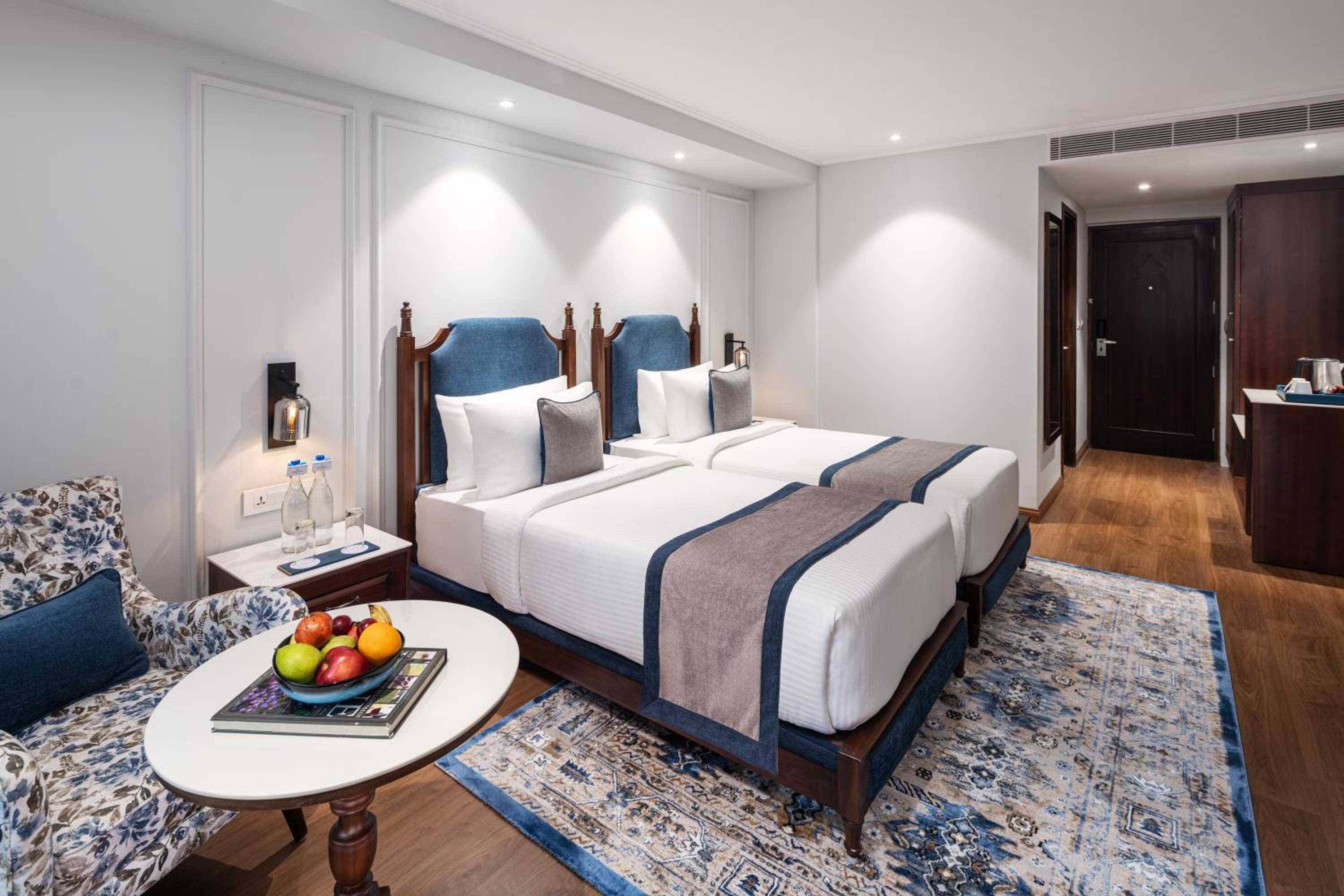 Superior Twin Room - Photo 4