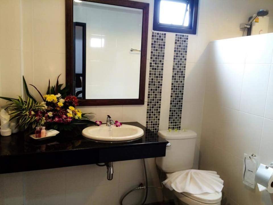 Deluxe Apartment photo 2
