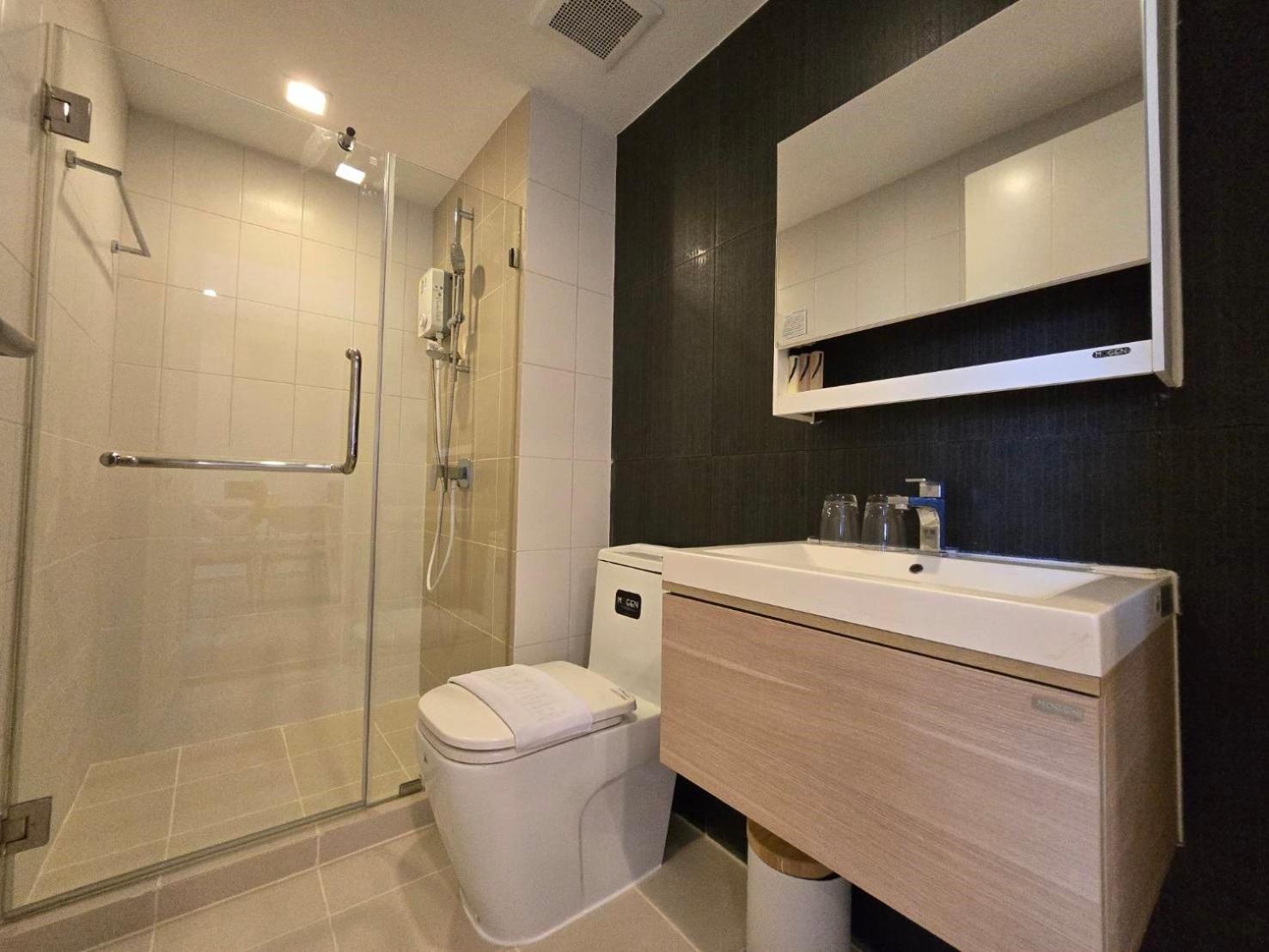Minimal Two Bedroom Deluxe photo 3
