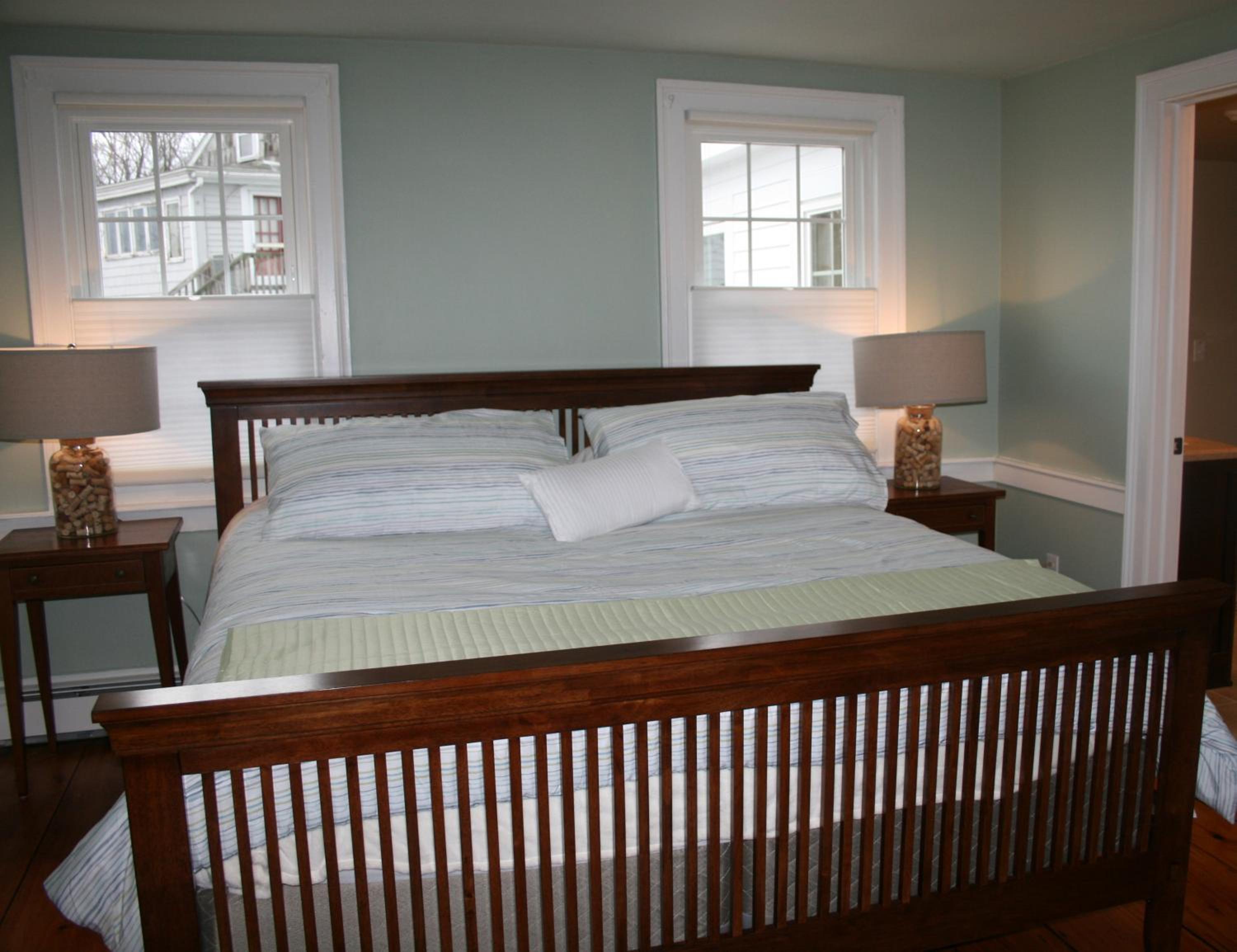 Deluxe King Room photo 1