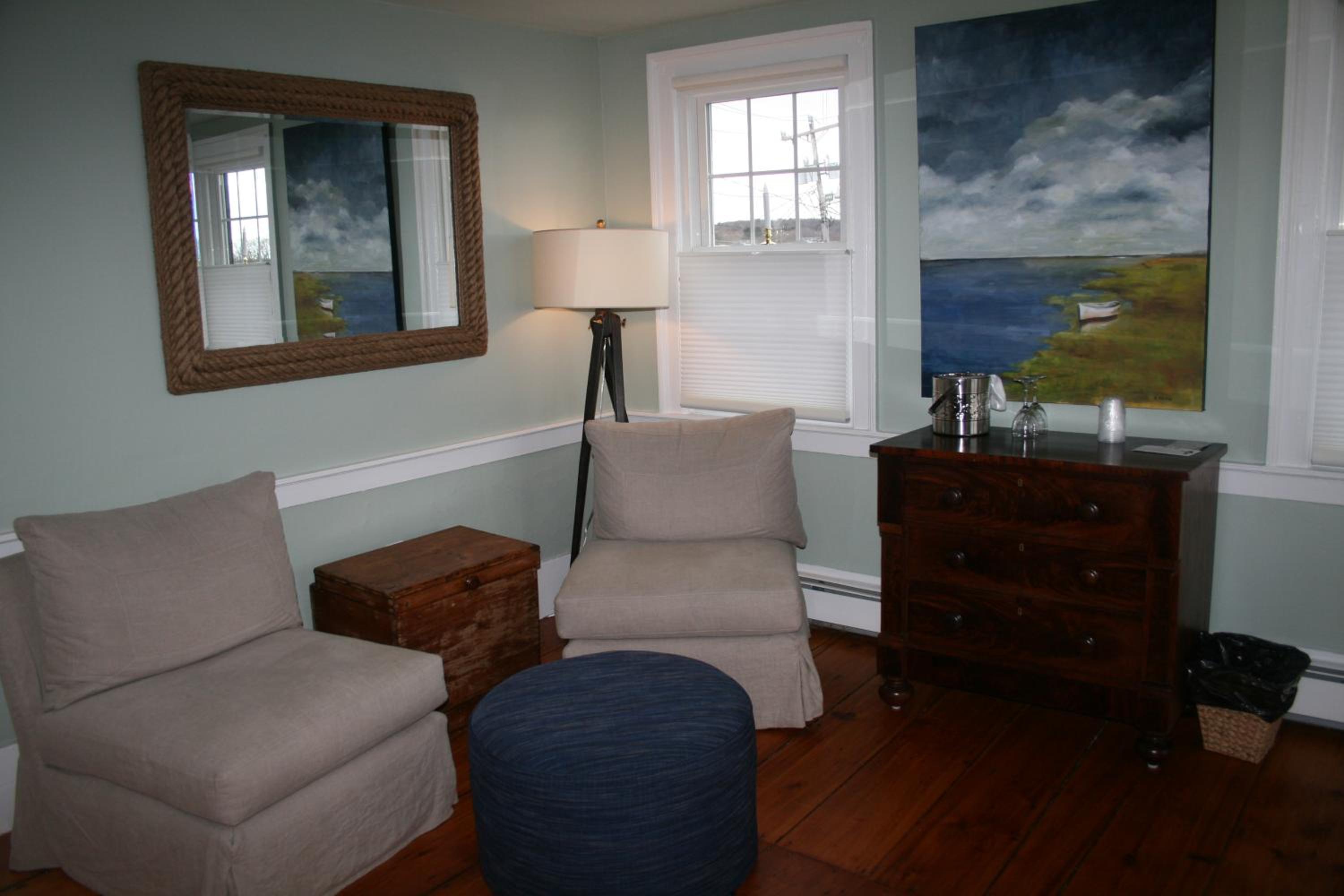 Deluxe King Room photo 2