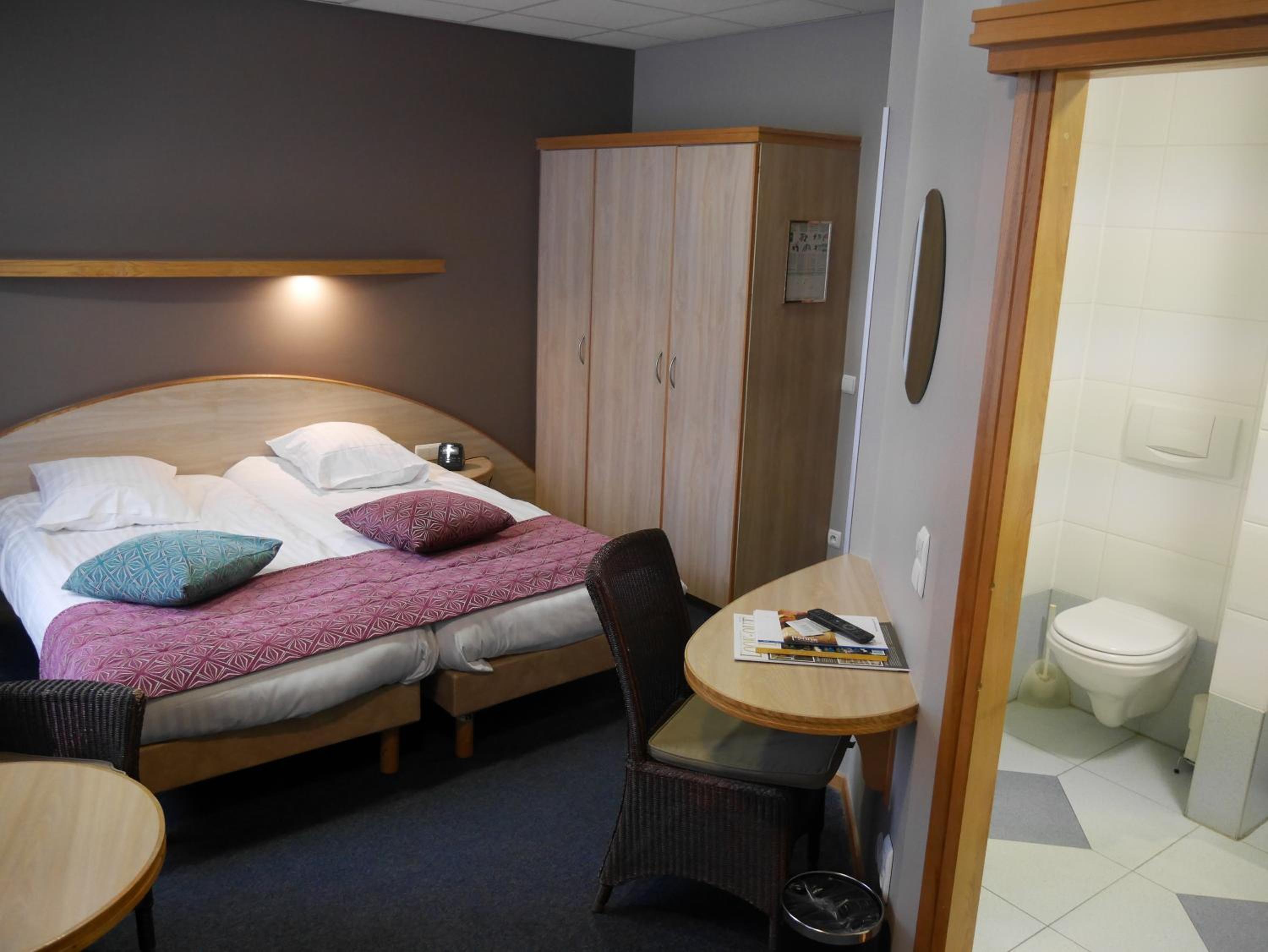 Quadruple Room - Photo 3