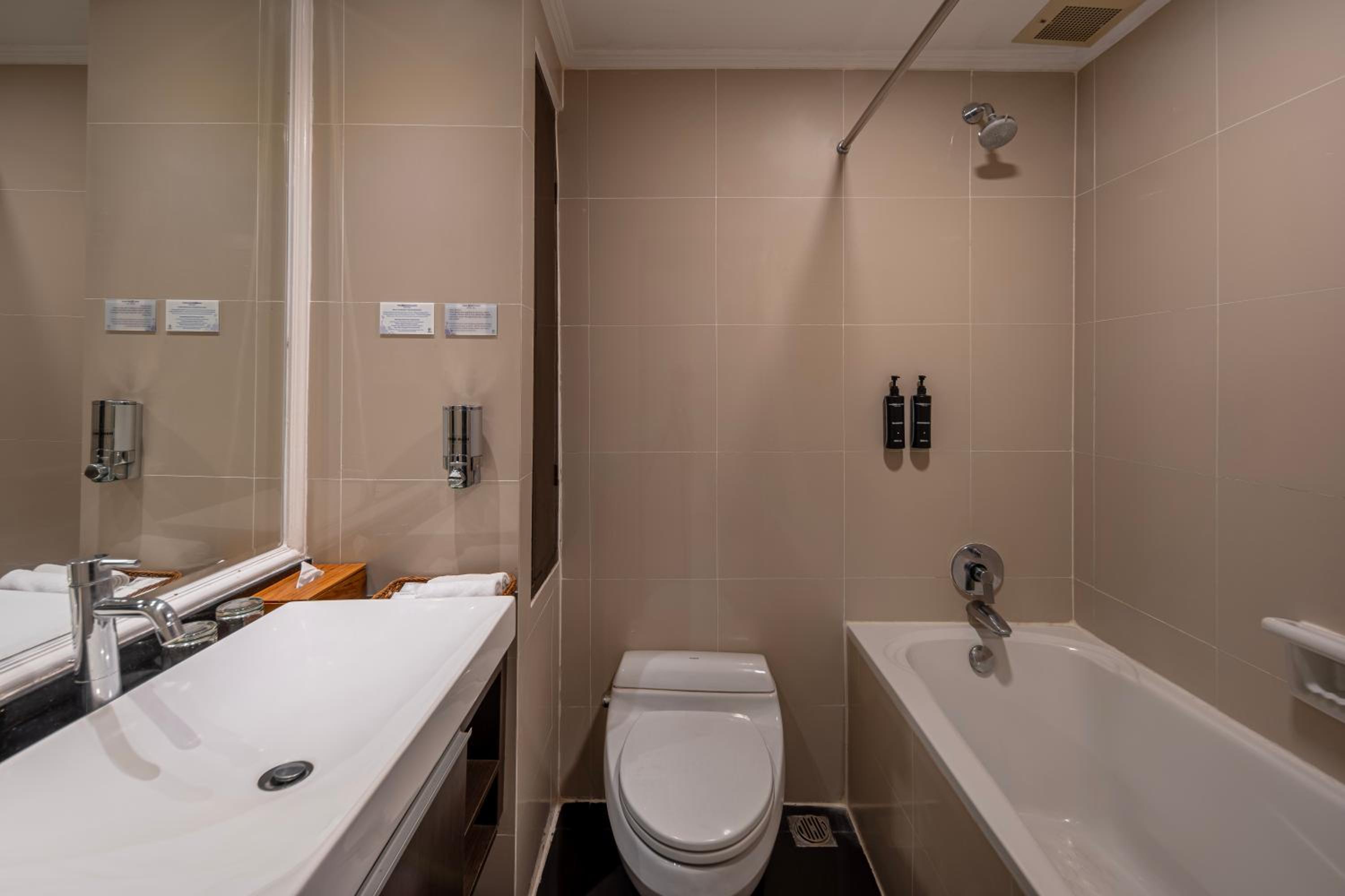 Two-Bedroom Suite - Photo 11