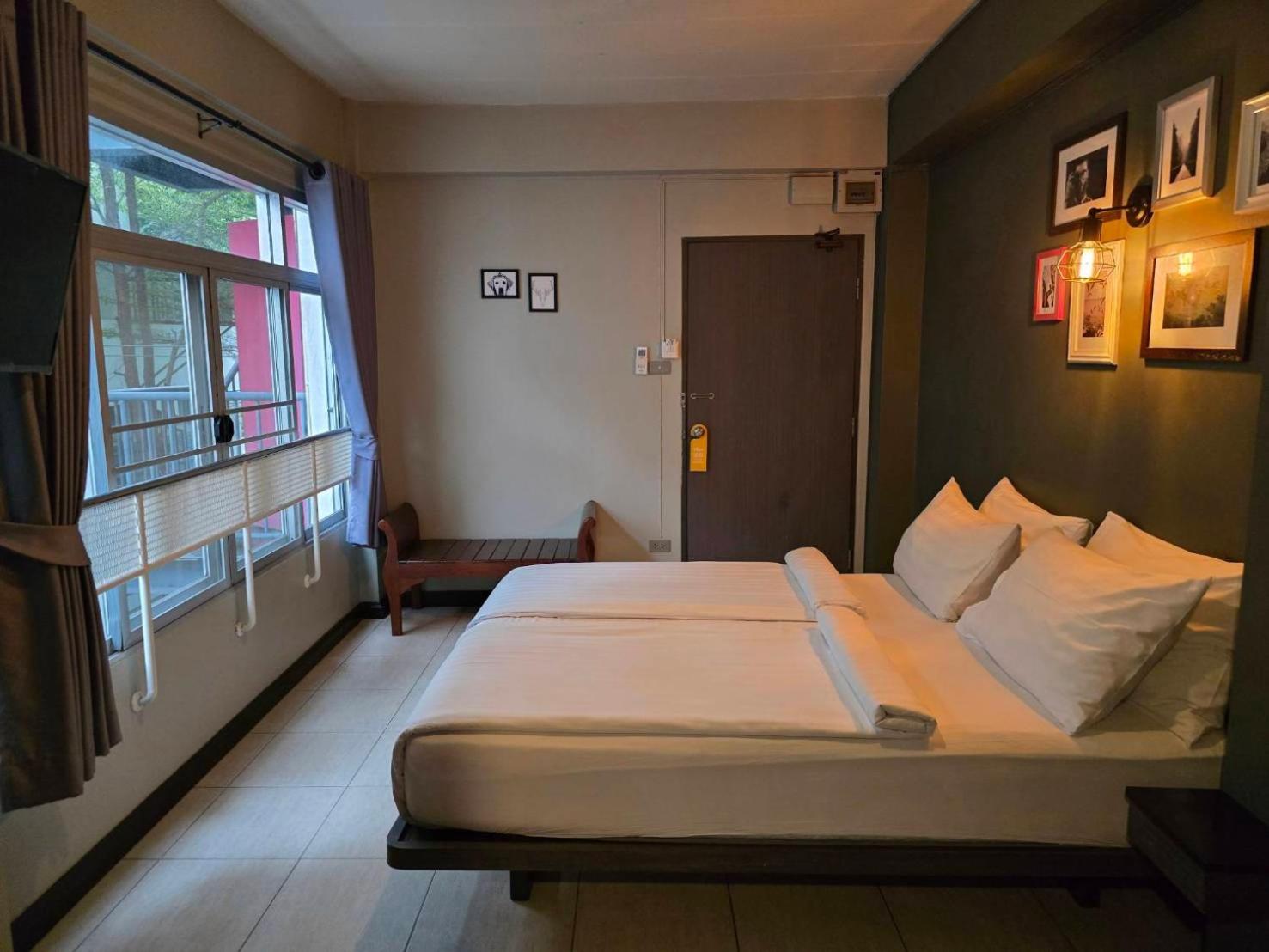 Double Room With Private Bathroom photo 3