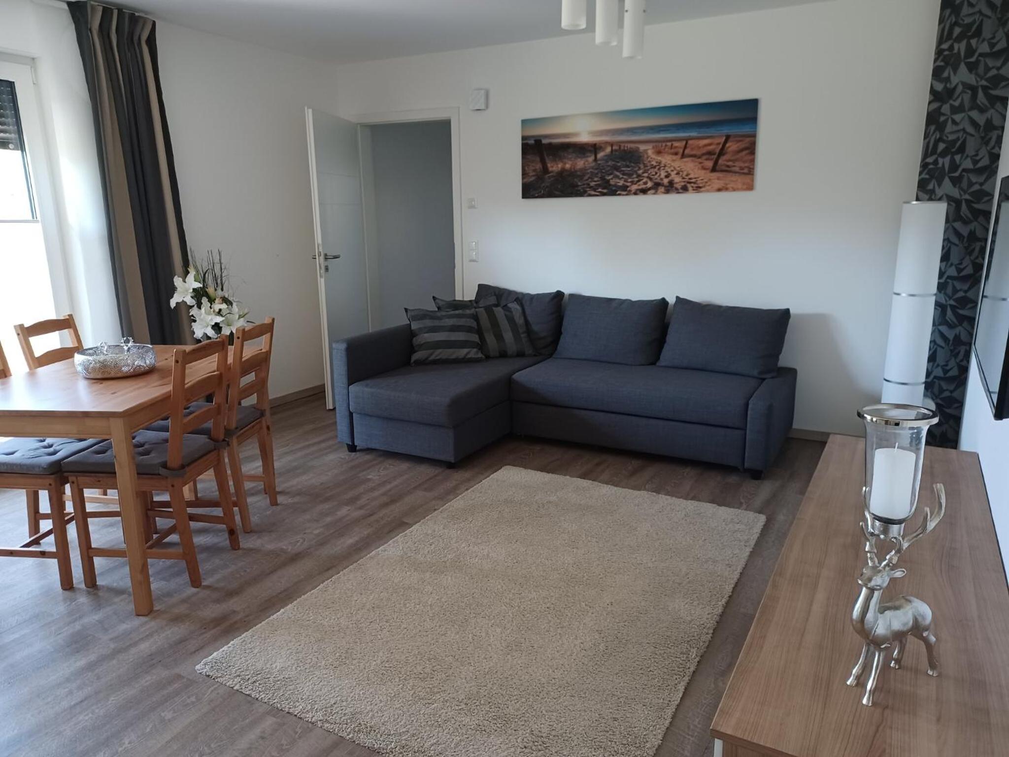 One-Bedroom Apartment with Garden photo 1
