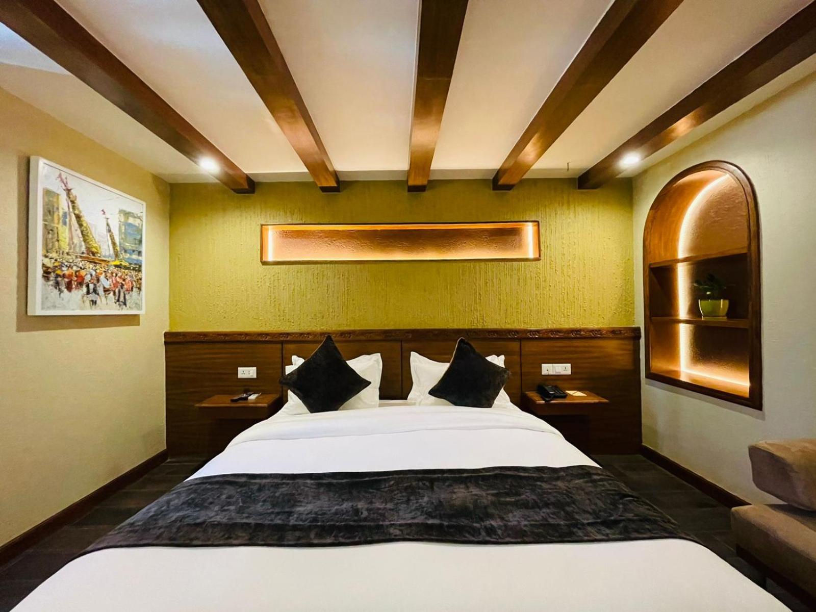 Heritage Room - Photo 11