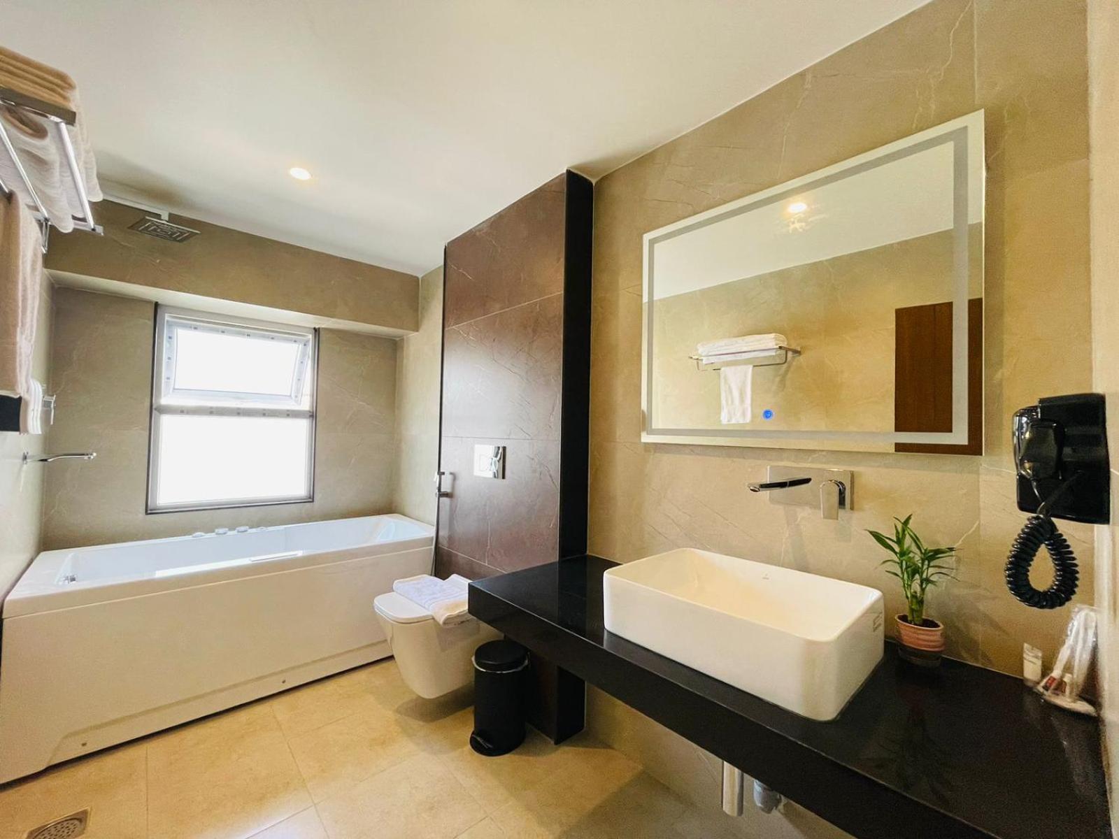 Junior Suite - Photo 3