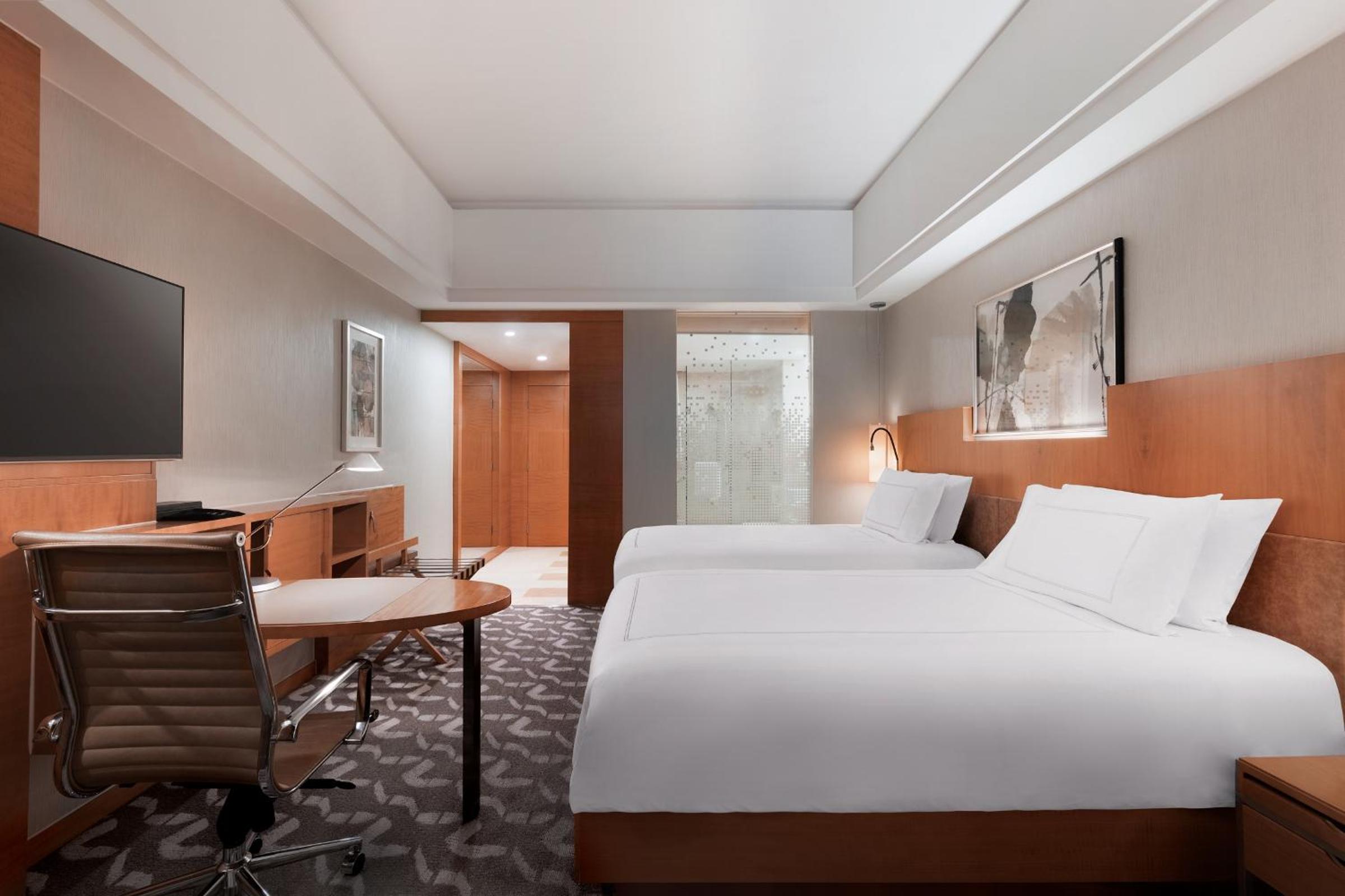 Premier Twin Room