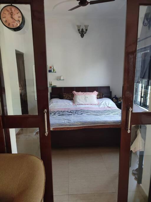 One-Bedroom House photo 1