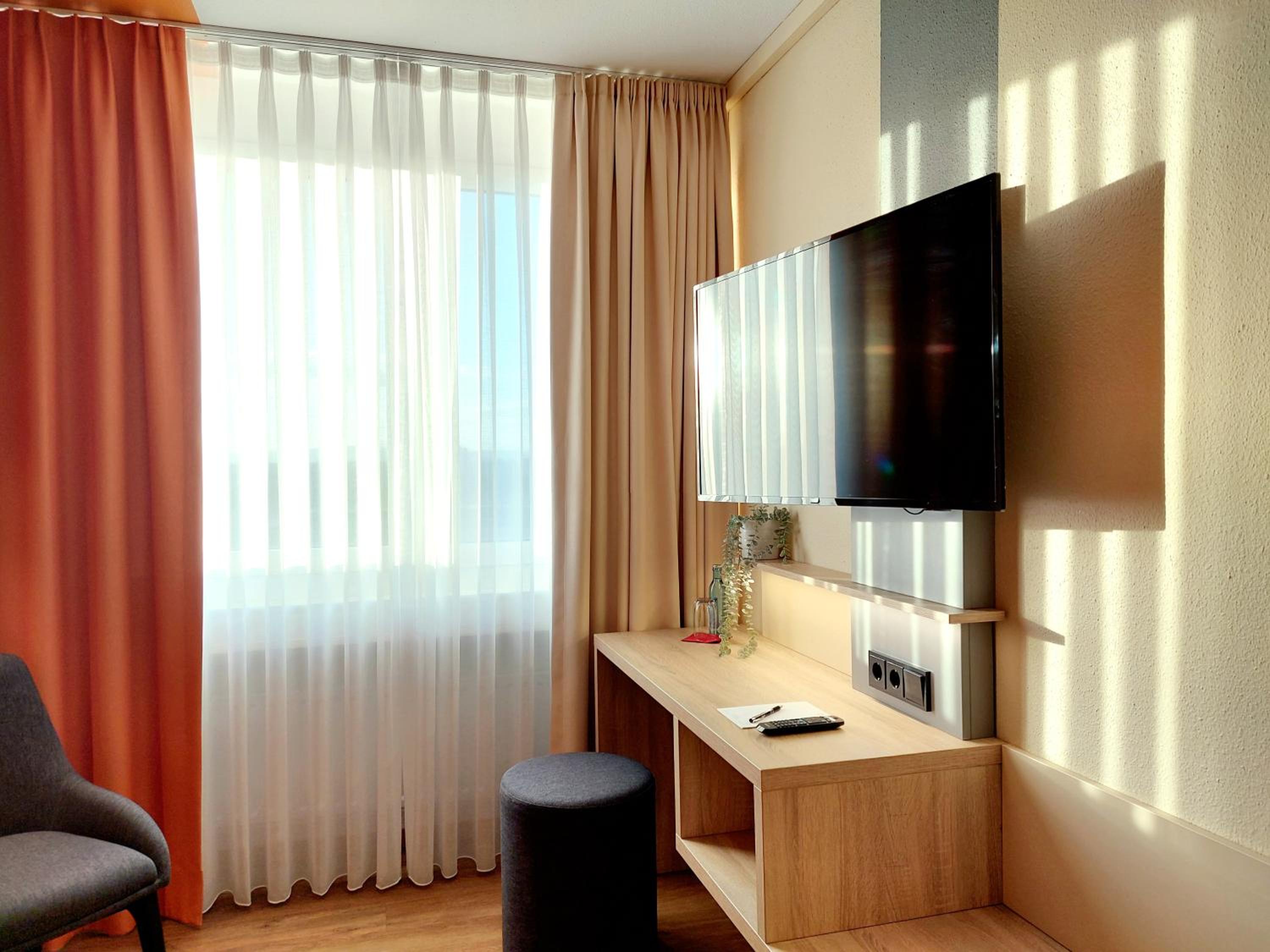 Deluxe Single Room
