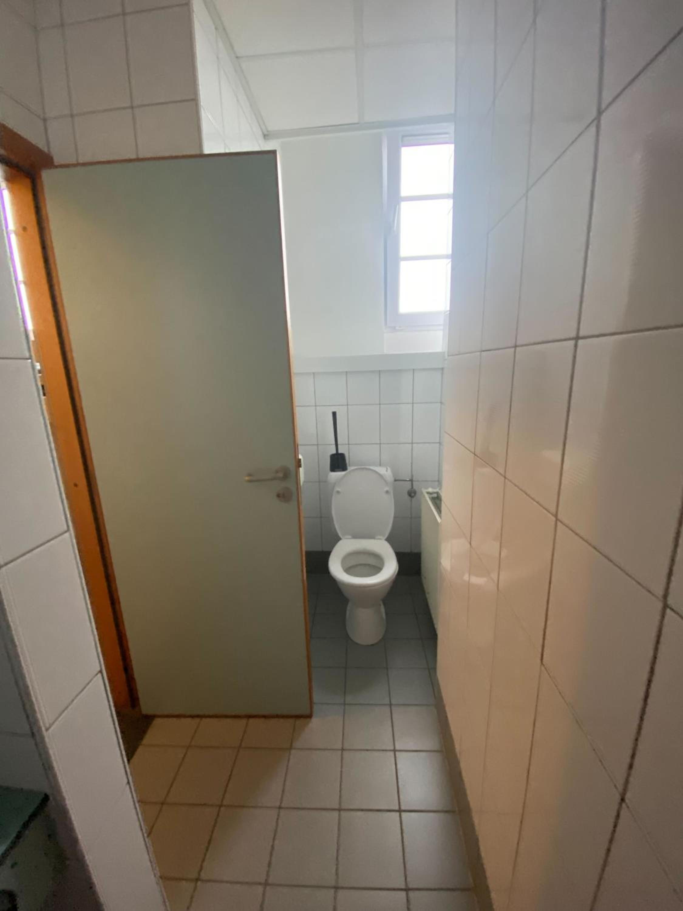 Family Room With Bathroom photo 3