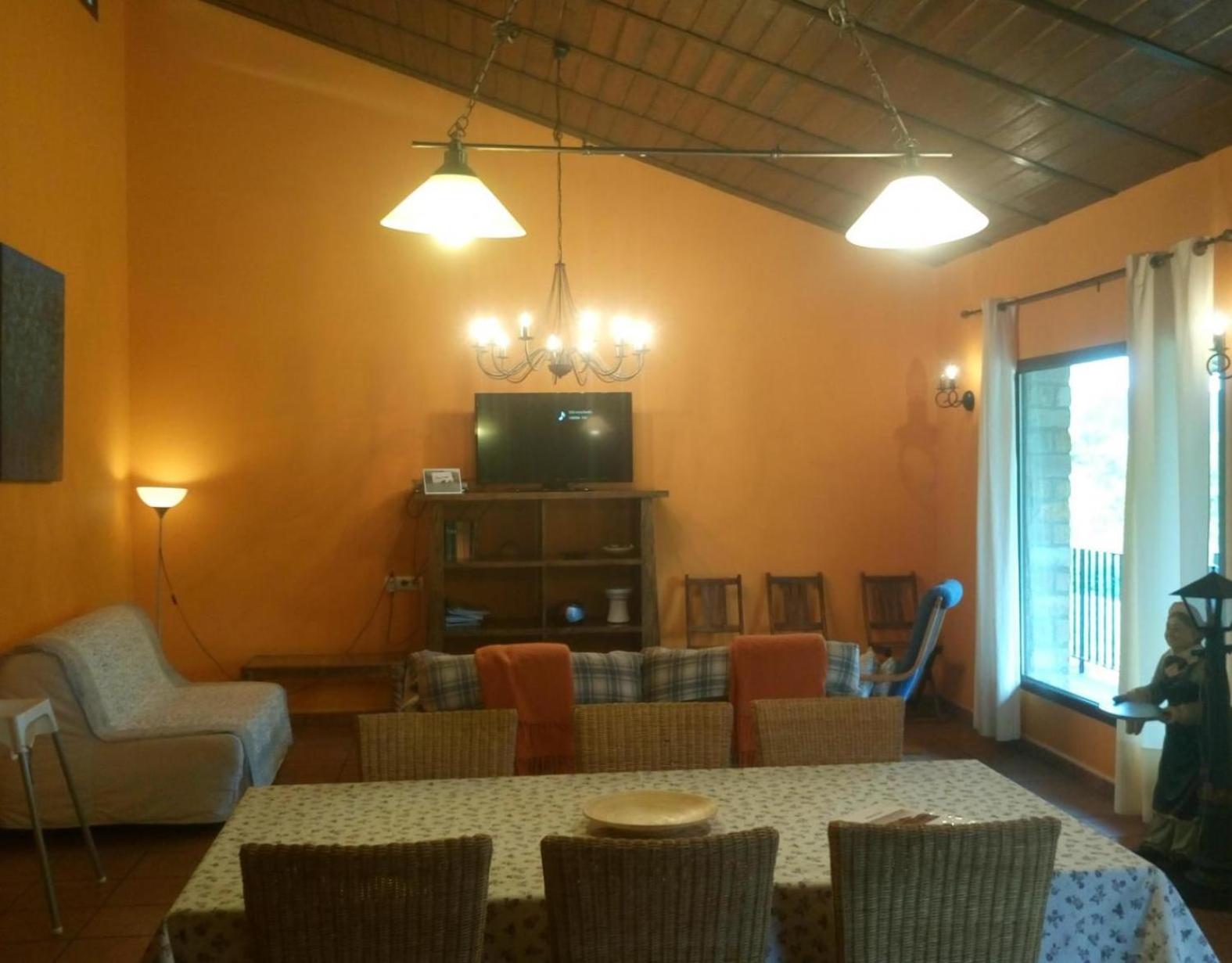 Casa de tres habitaciones