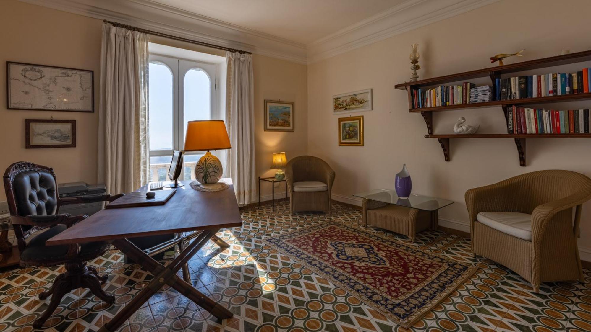 Six-Bedroom Villa 