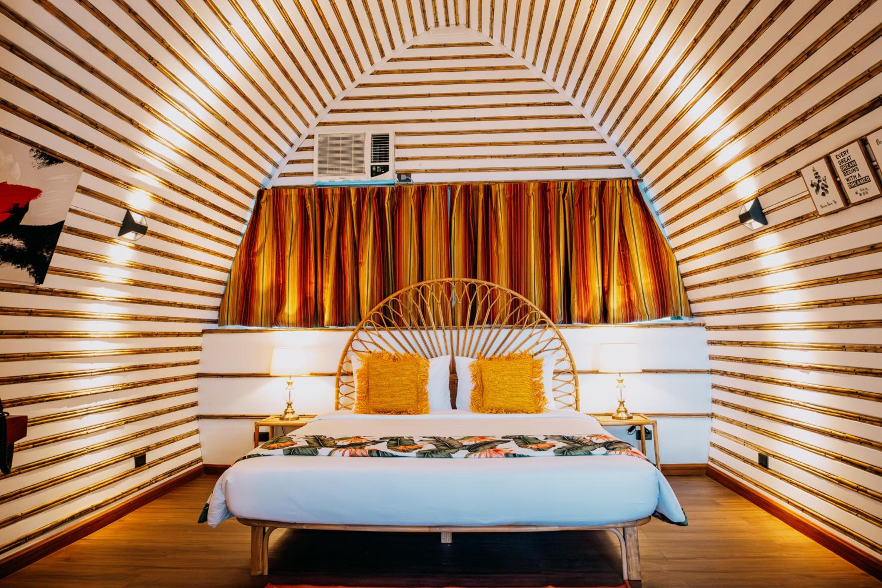 Cabana King Room  with Wellness Butler Service, Wellness Activities and Wellness Facilities - Photo 3