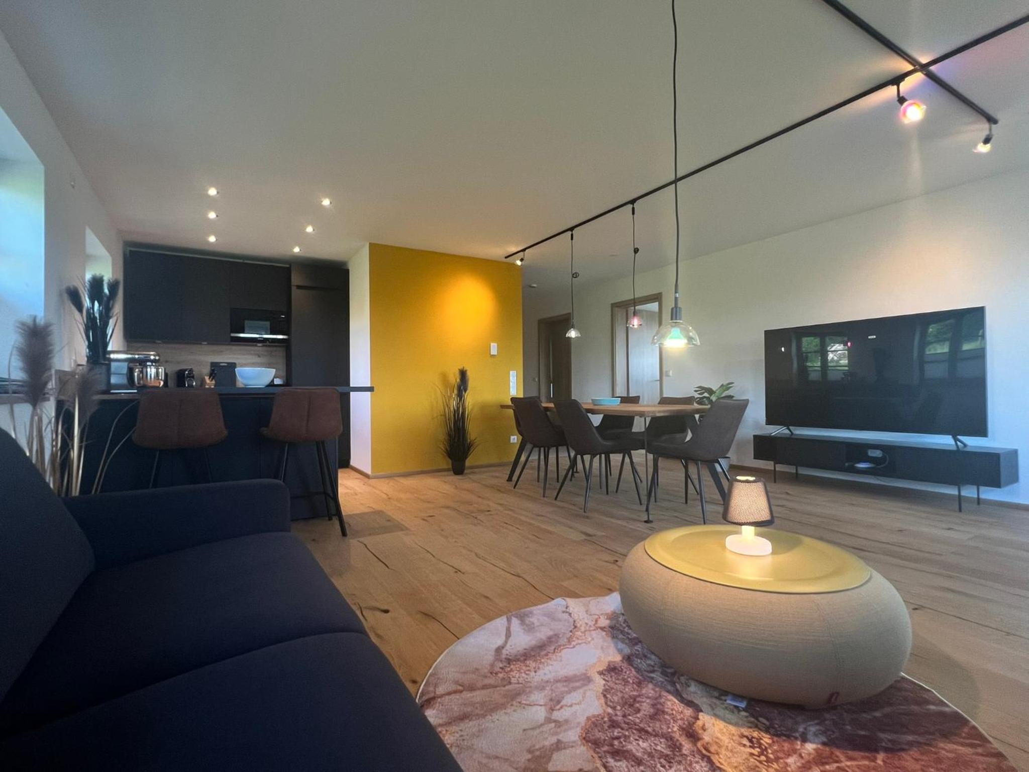 Three-Bedroom Apartment - High Floor photo 1