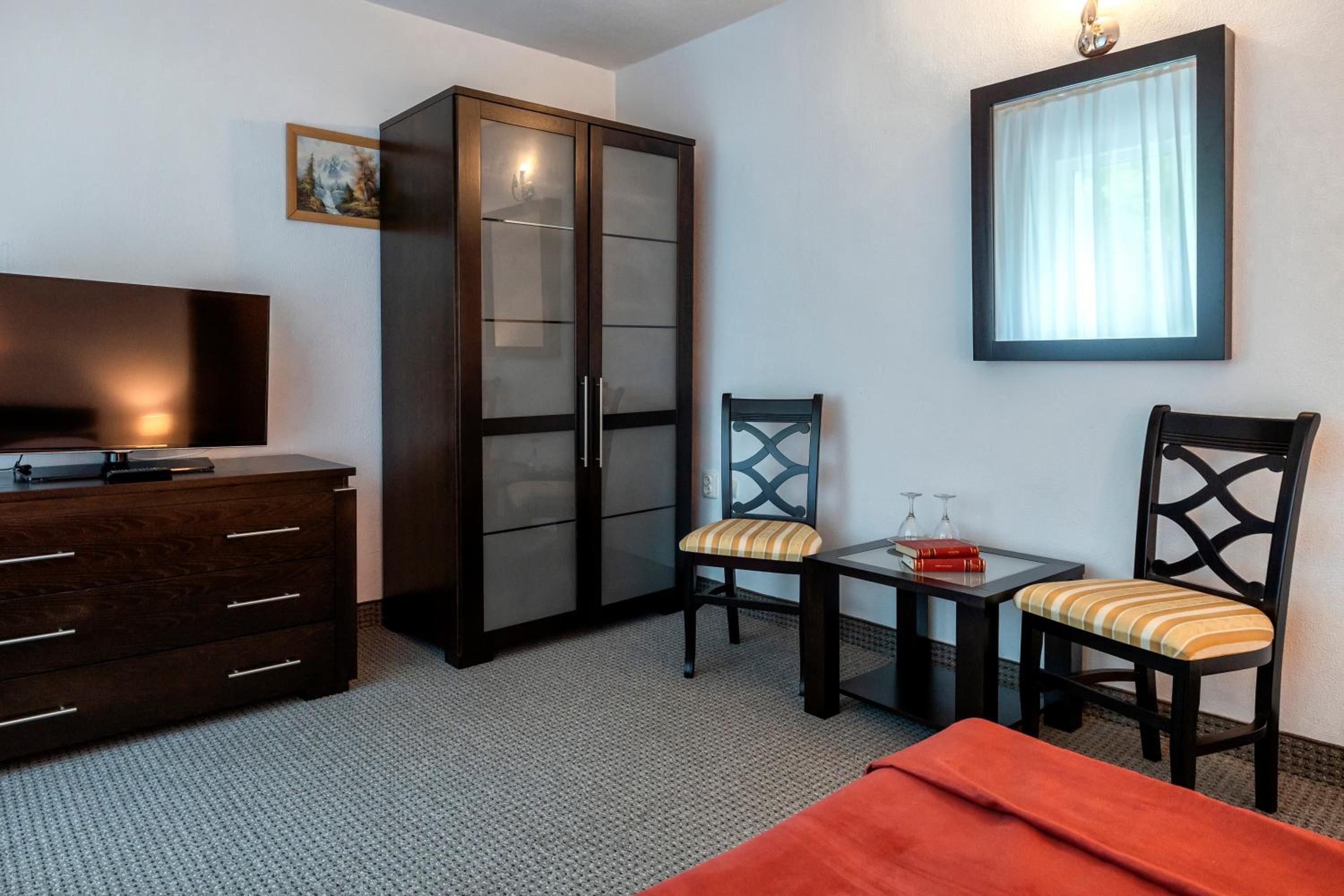 Single Room photo 3