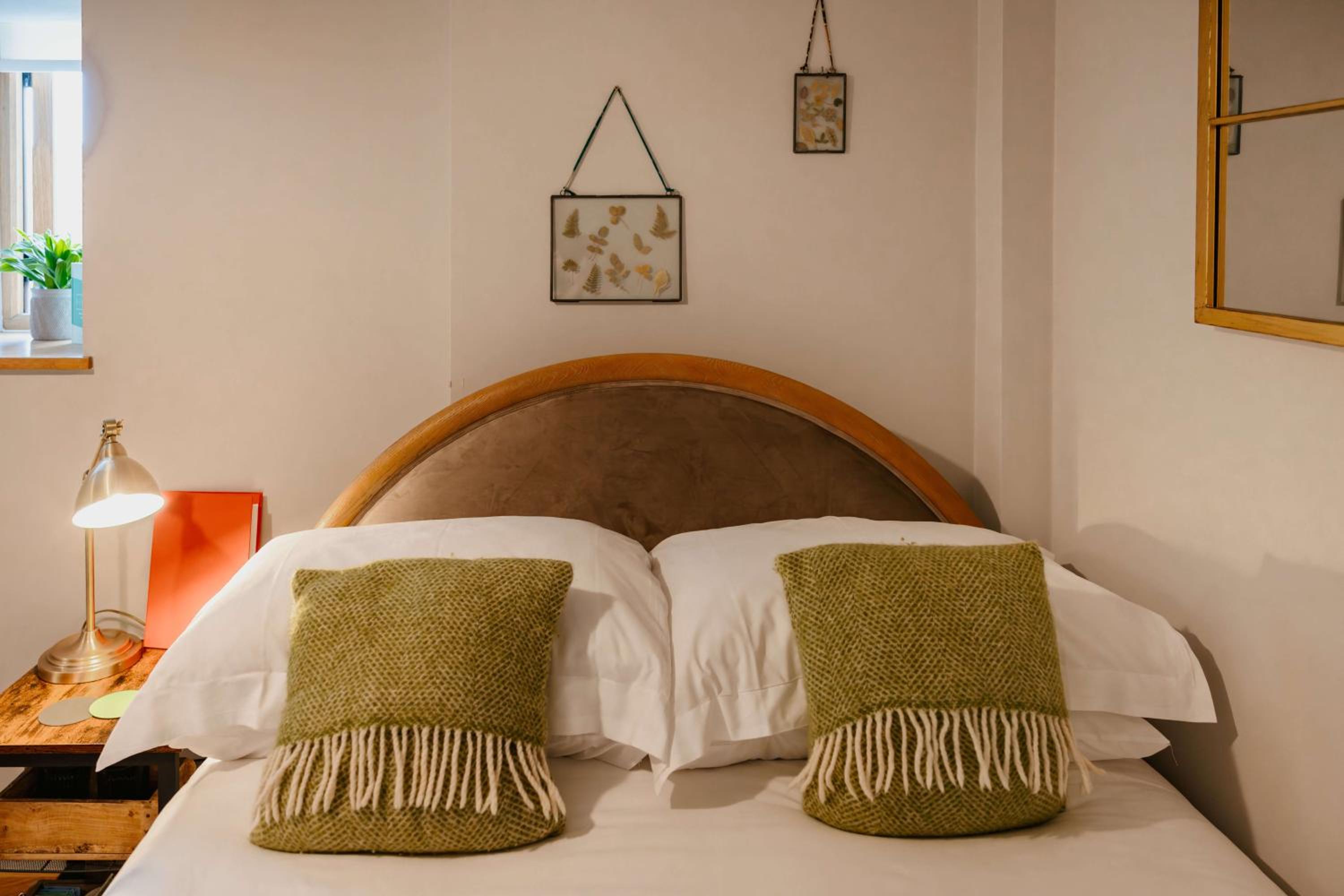 Budget Double Room photo 2