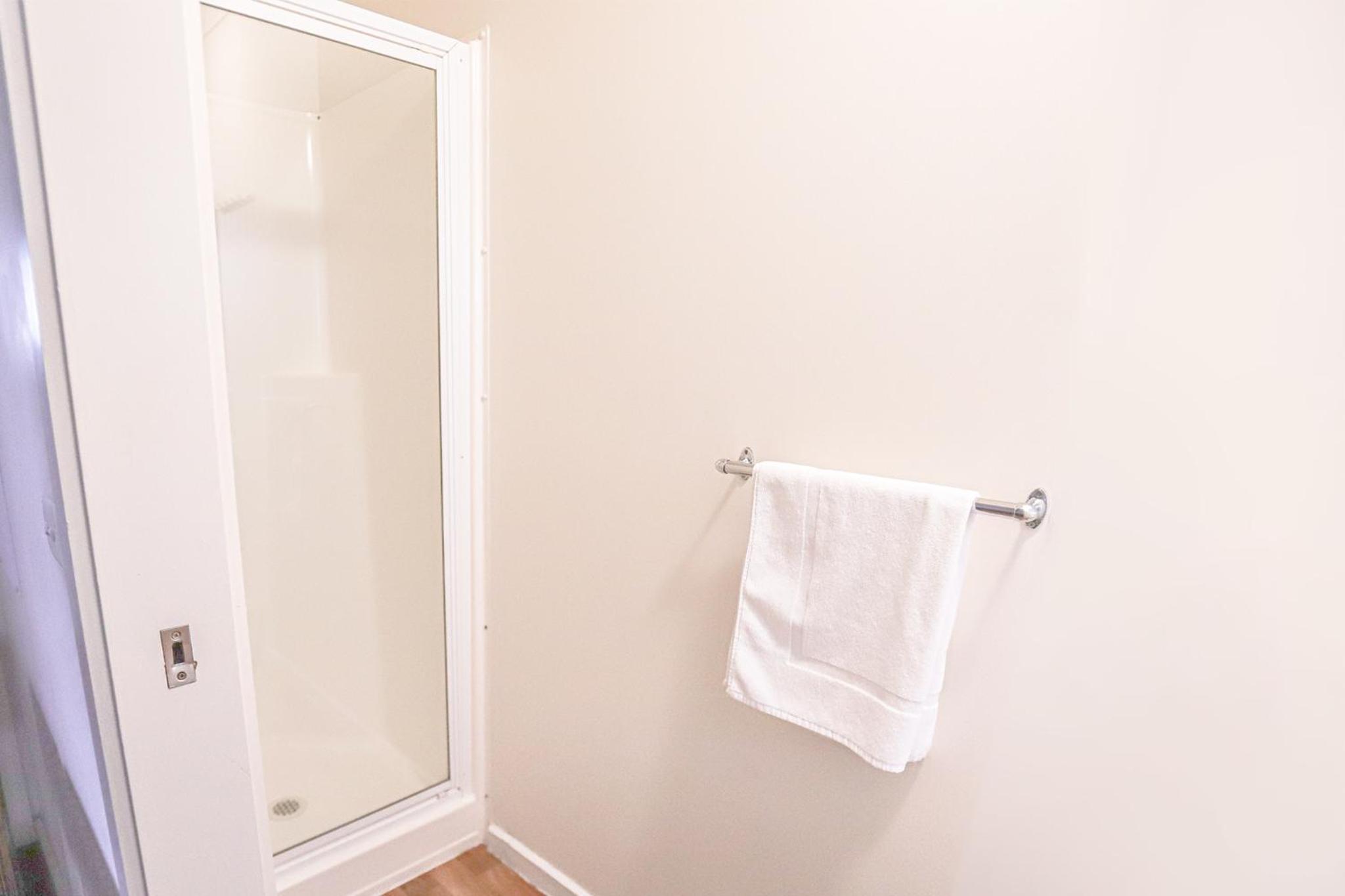 Deluxe Queen Room - Photo 4