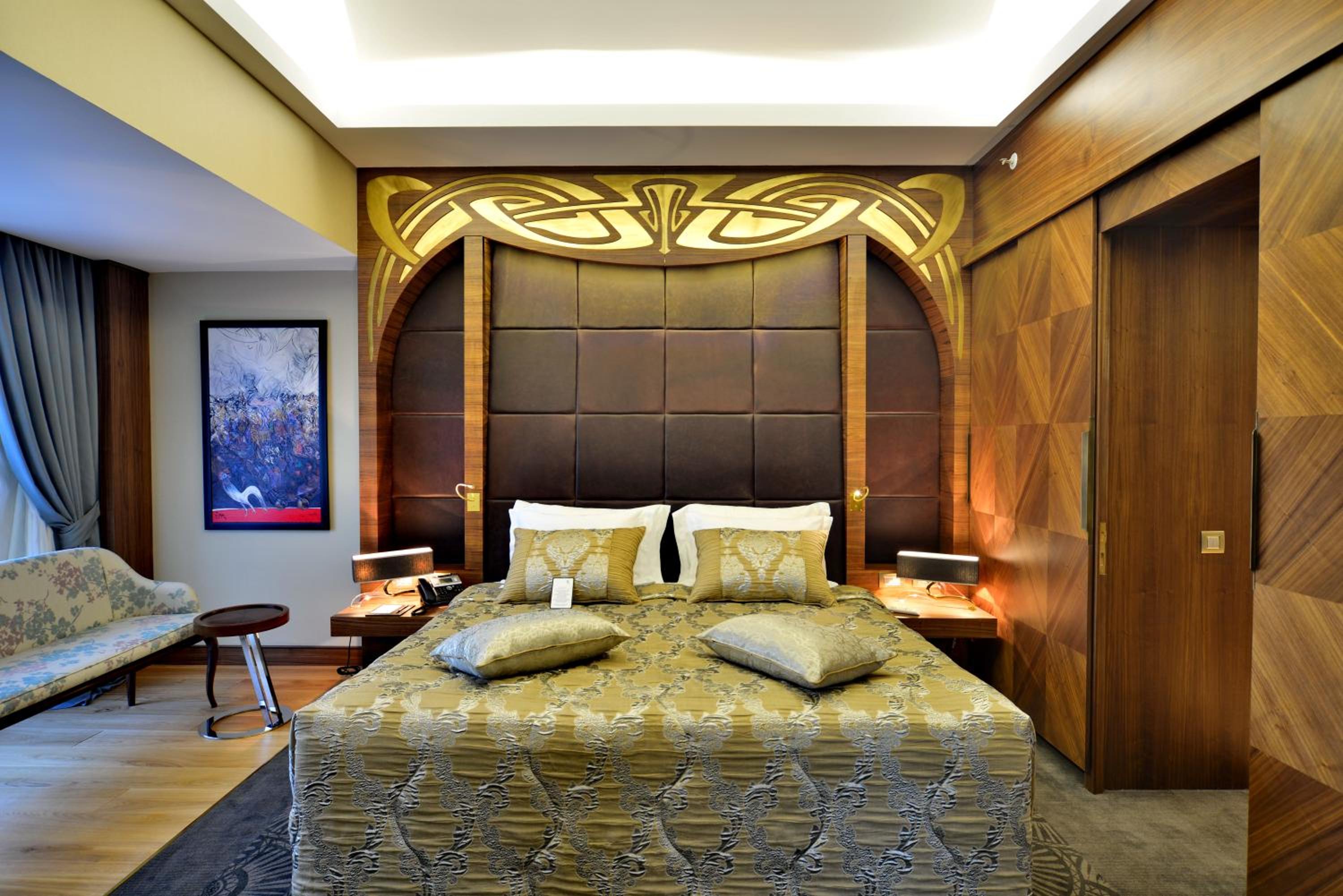 Suite with Balcony photo 3