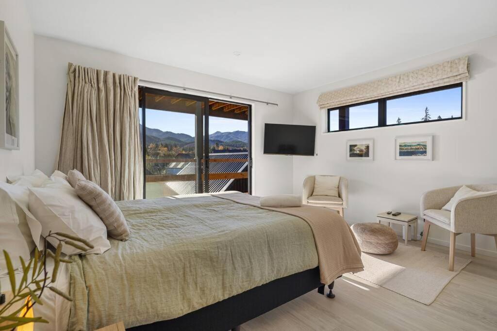 Four-Bedroom Holiday Home photo 1