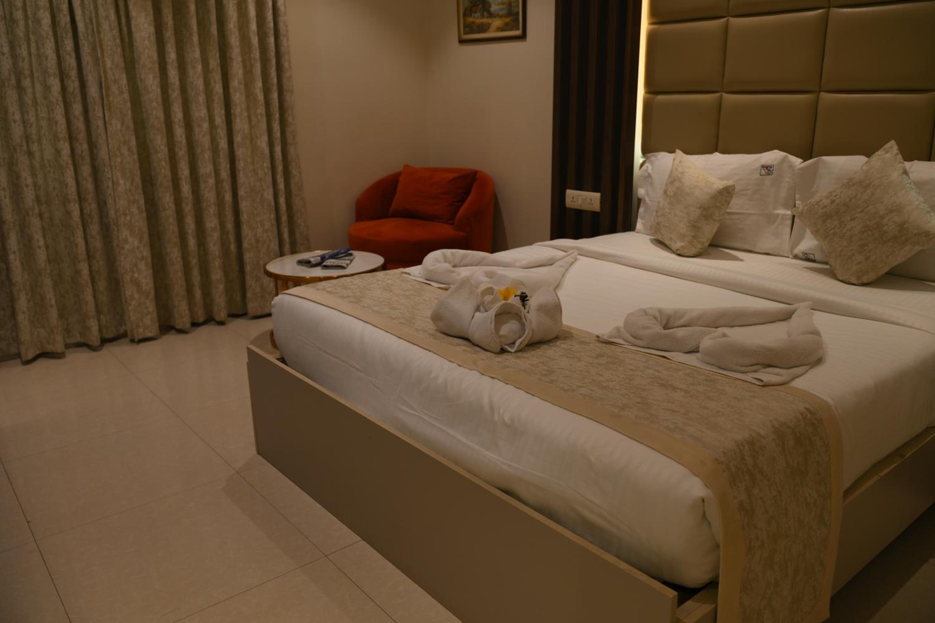 Deluxe Double Room - Photo 3