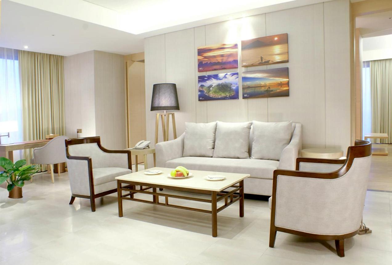 Large Double Room photo 3