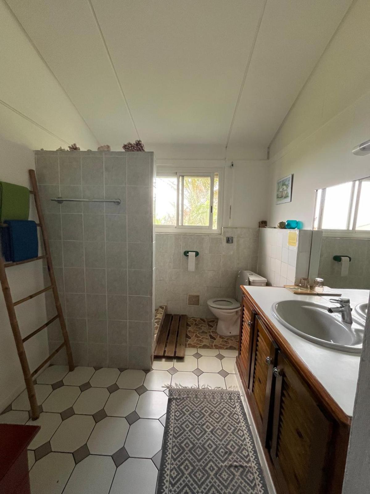Spacious Room with Terrace - Photo 13