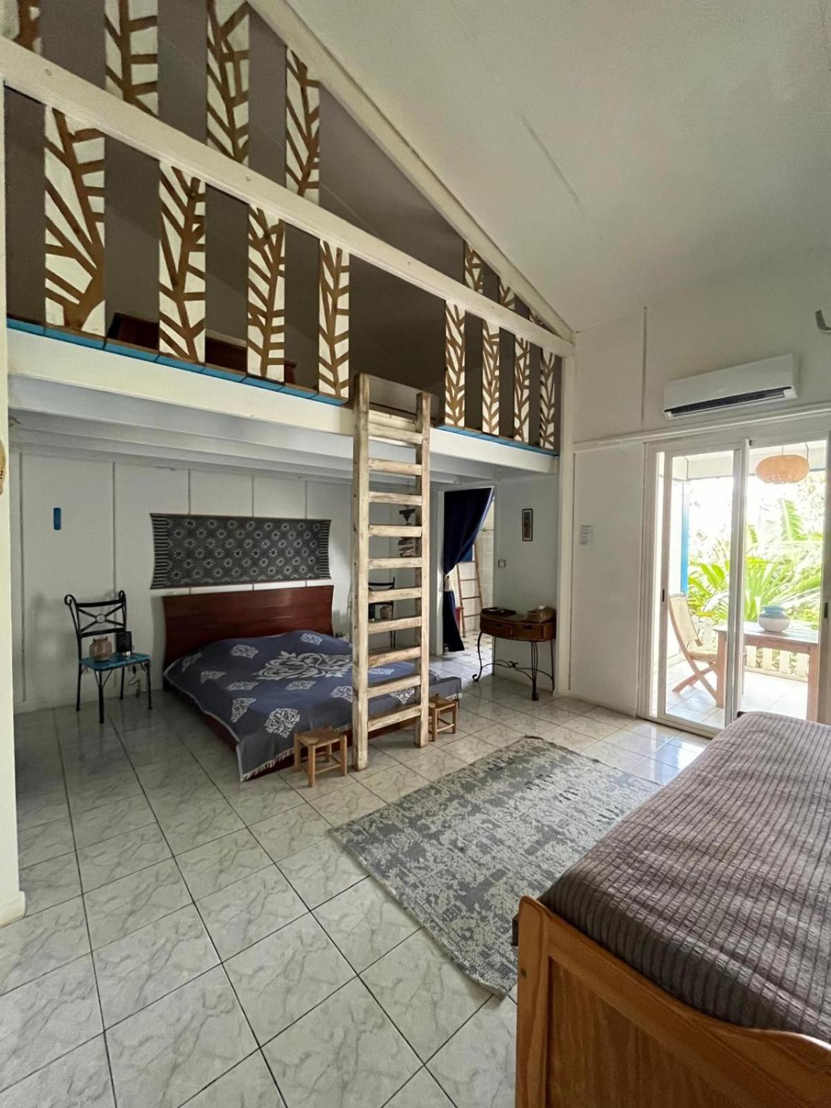 Spacious Room with Terrace - Photo 10