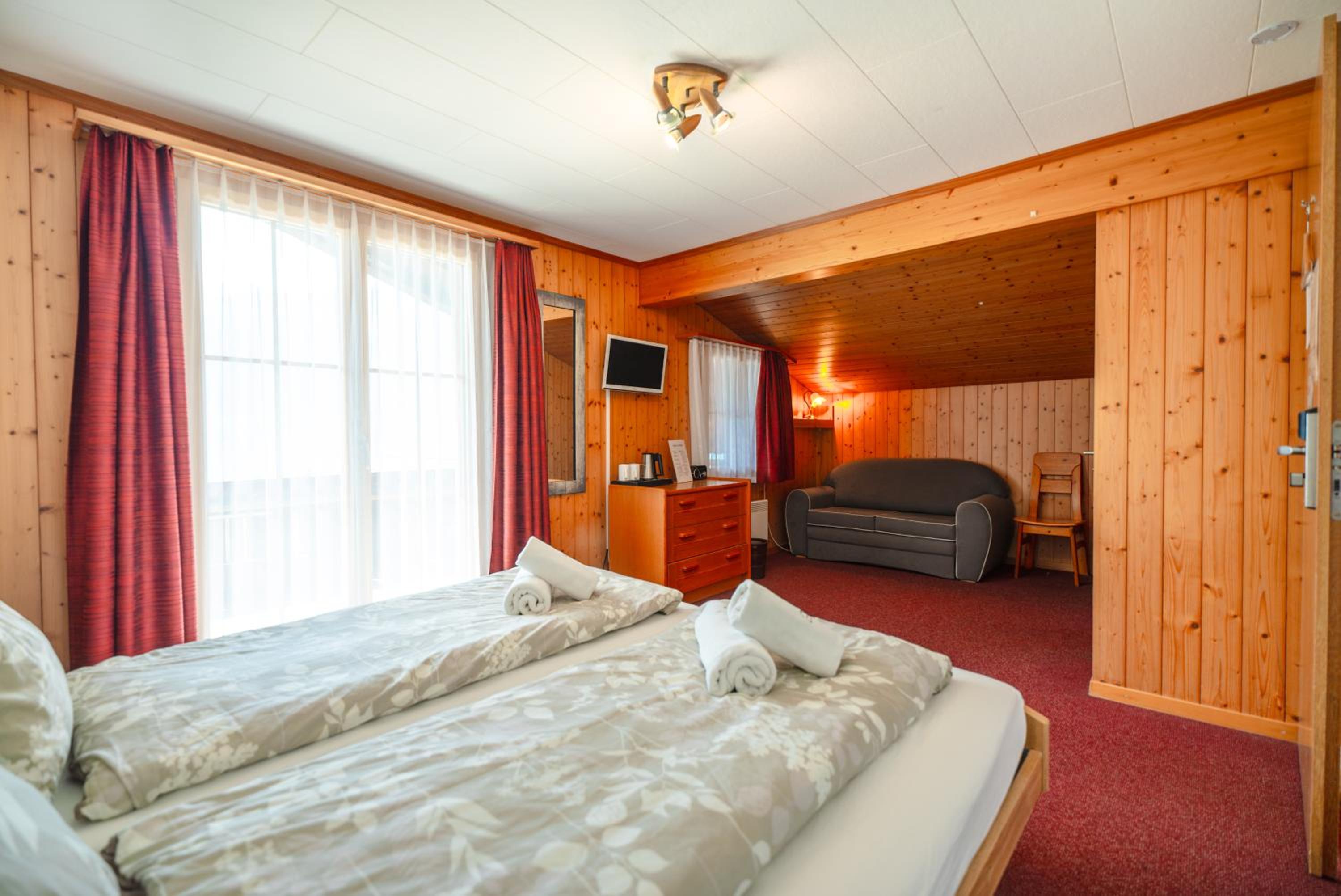 Superior Double Room with Lake View and Balcony photo 2