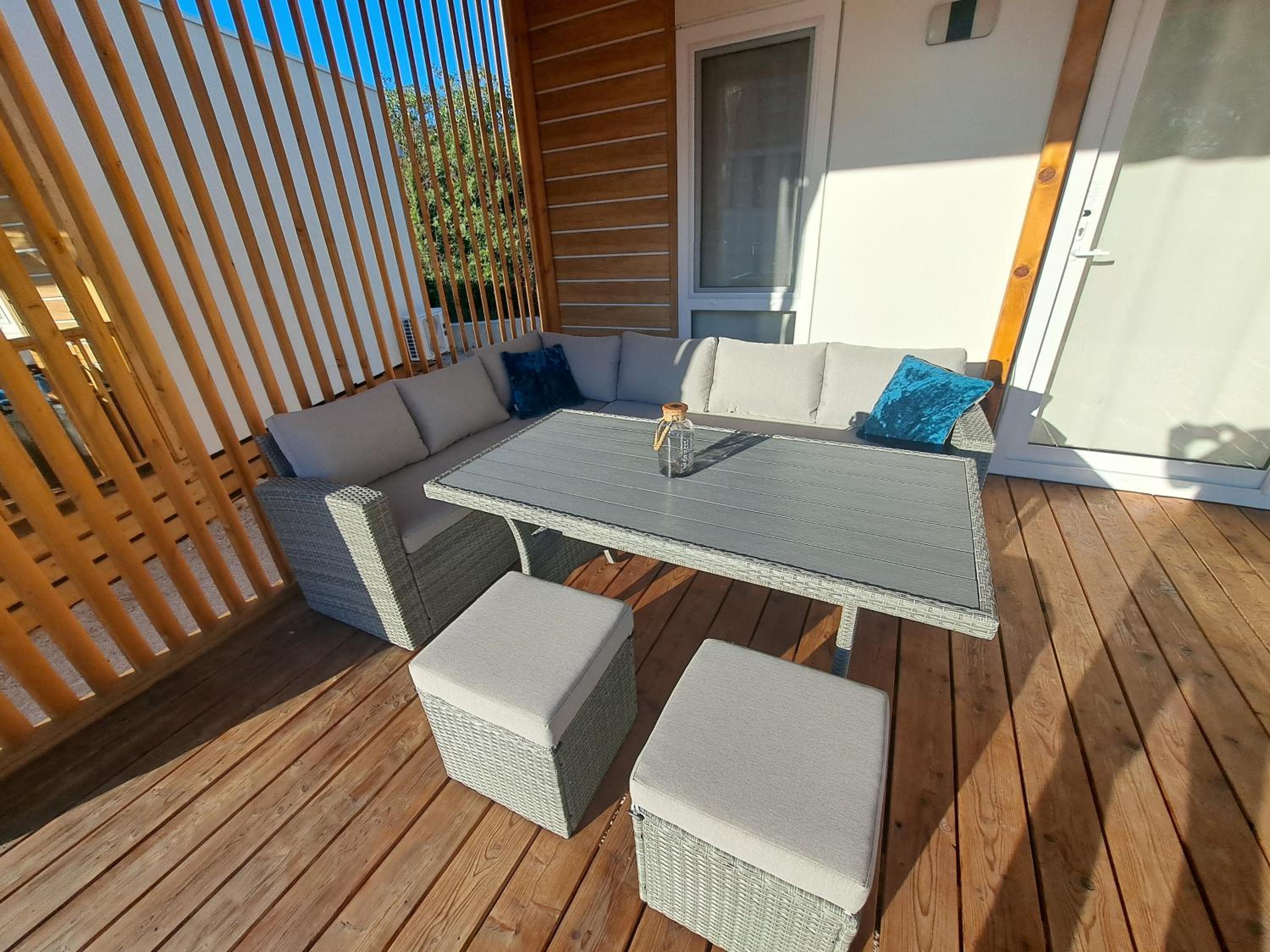 Mobile Home photo 2
