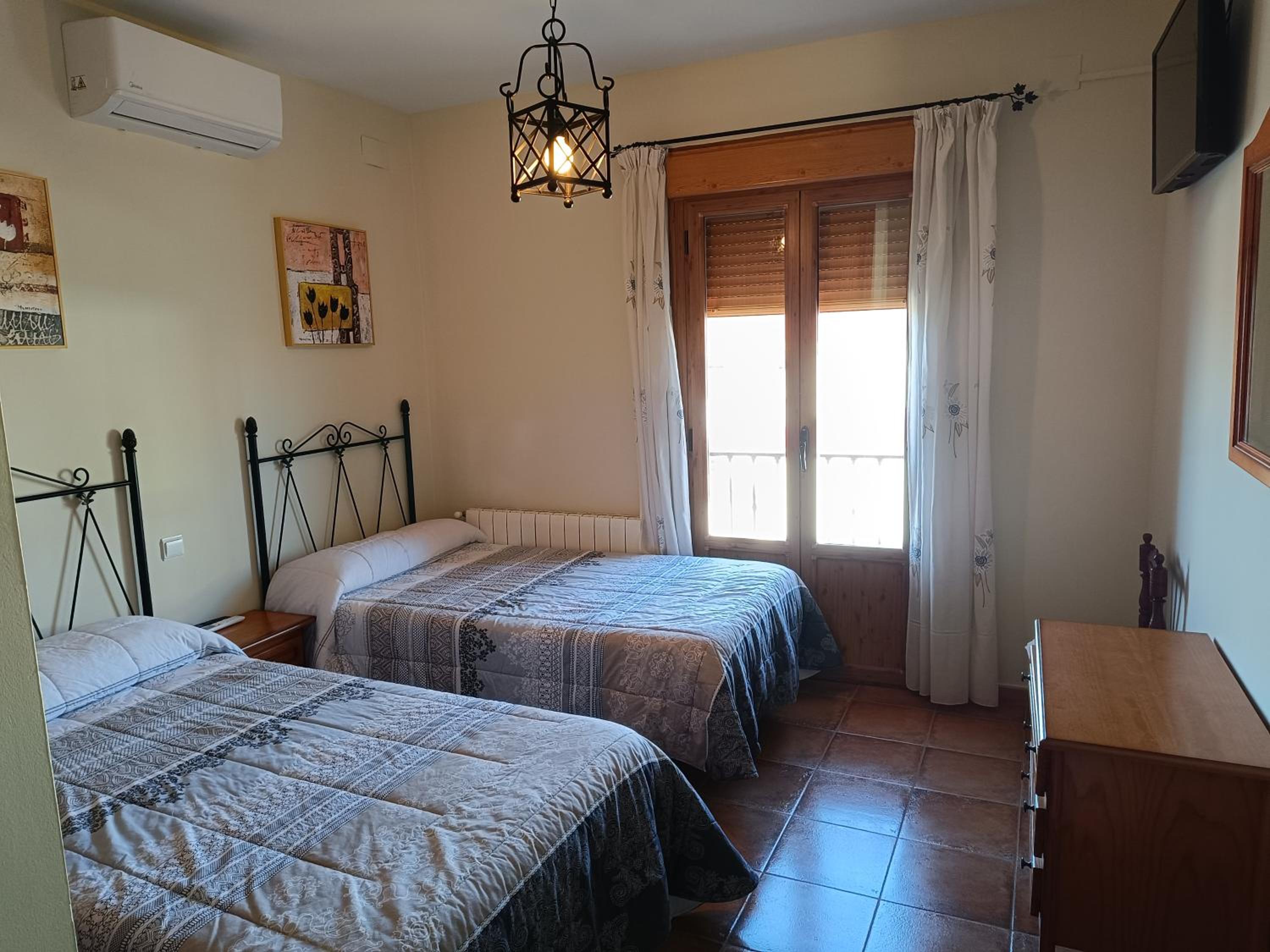 Double Room - Photo 3