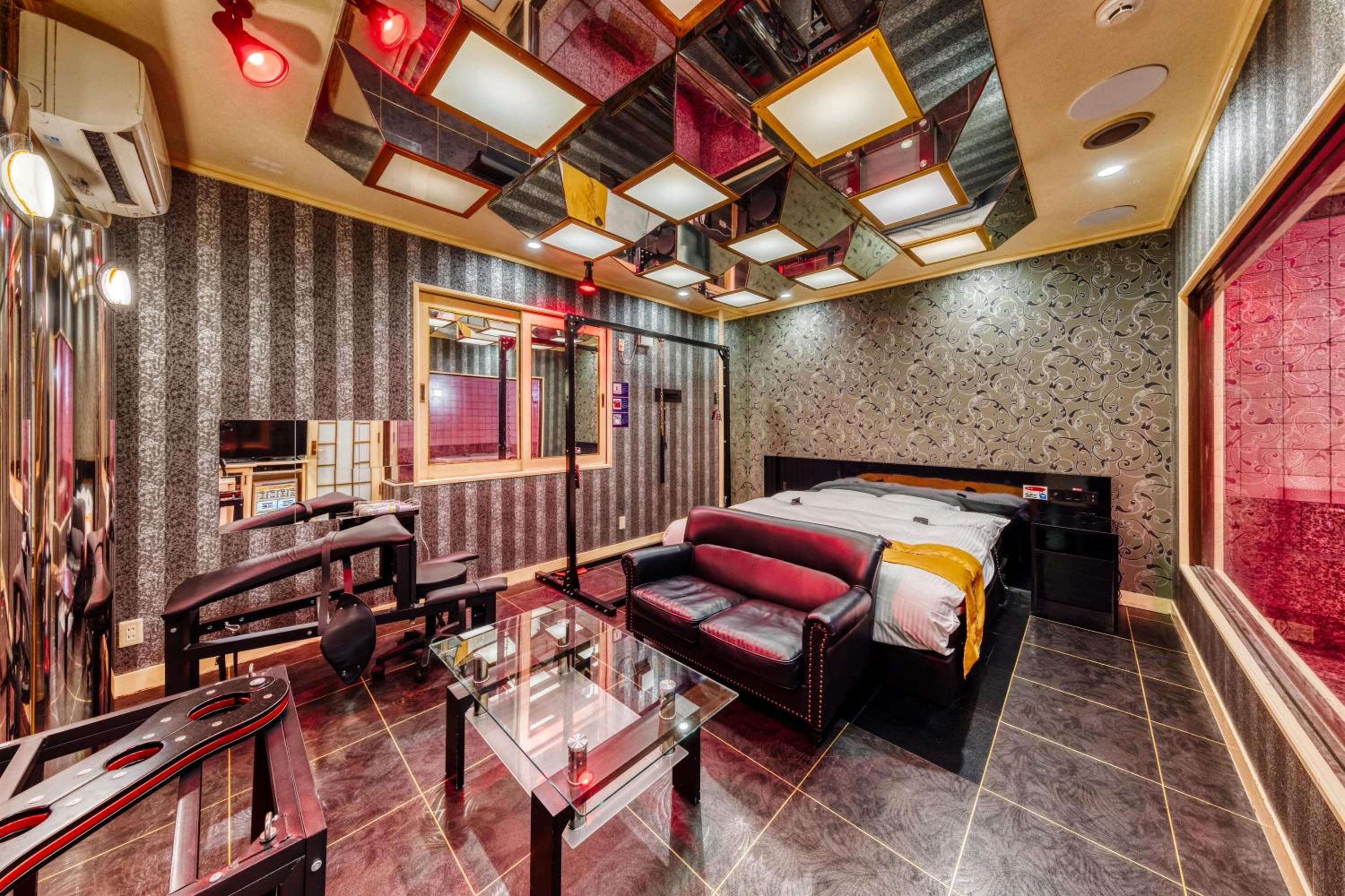 Deluxe Room - Photo 3
