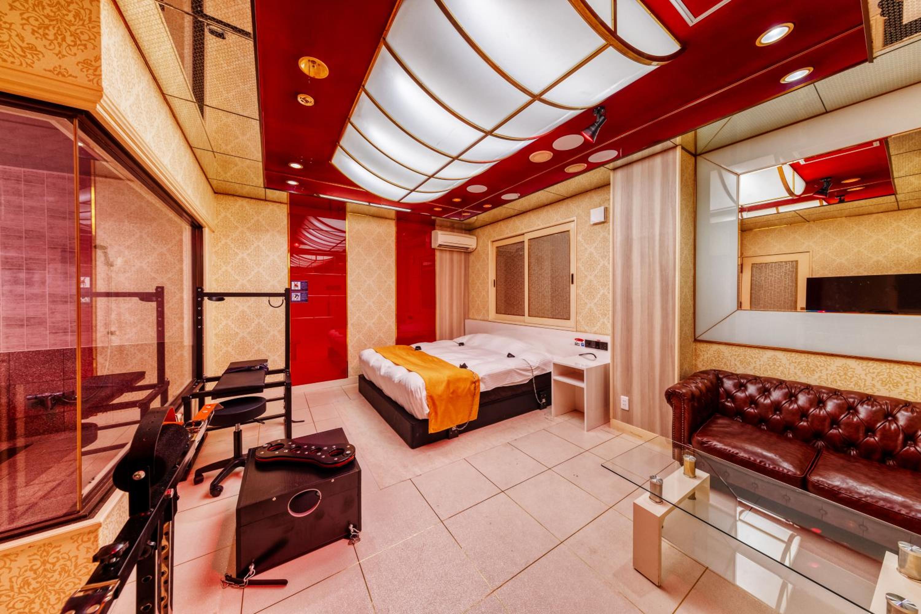 Deluxe Room - Photo 5