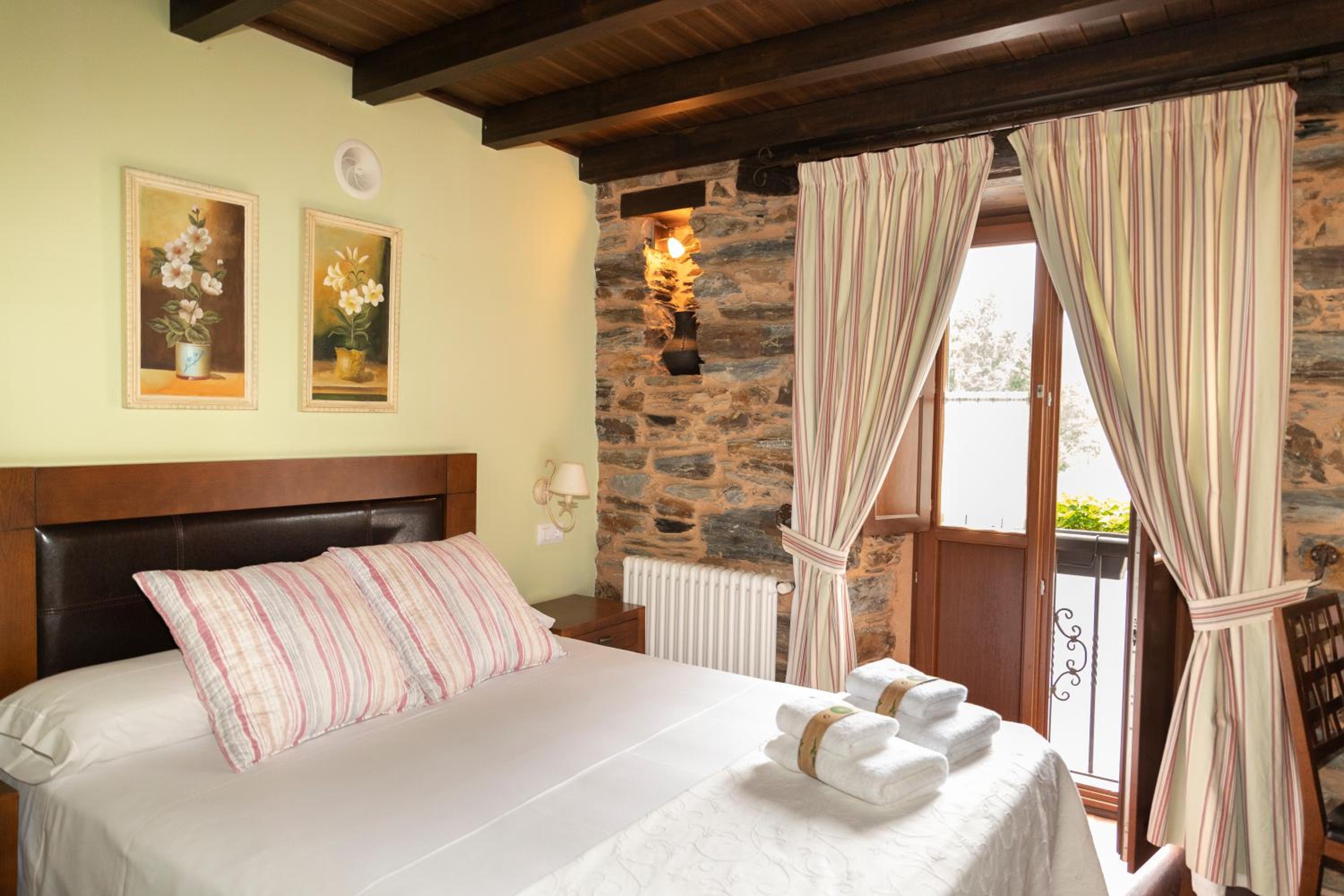 Classic Quadruple Room - Photo 1