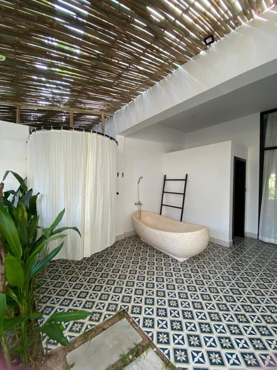 Family Suite - Photo 8