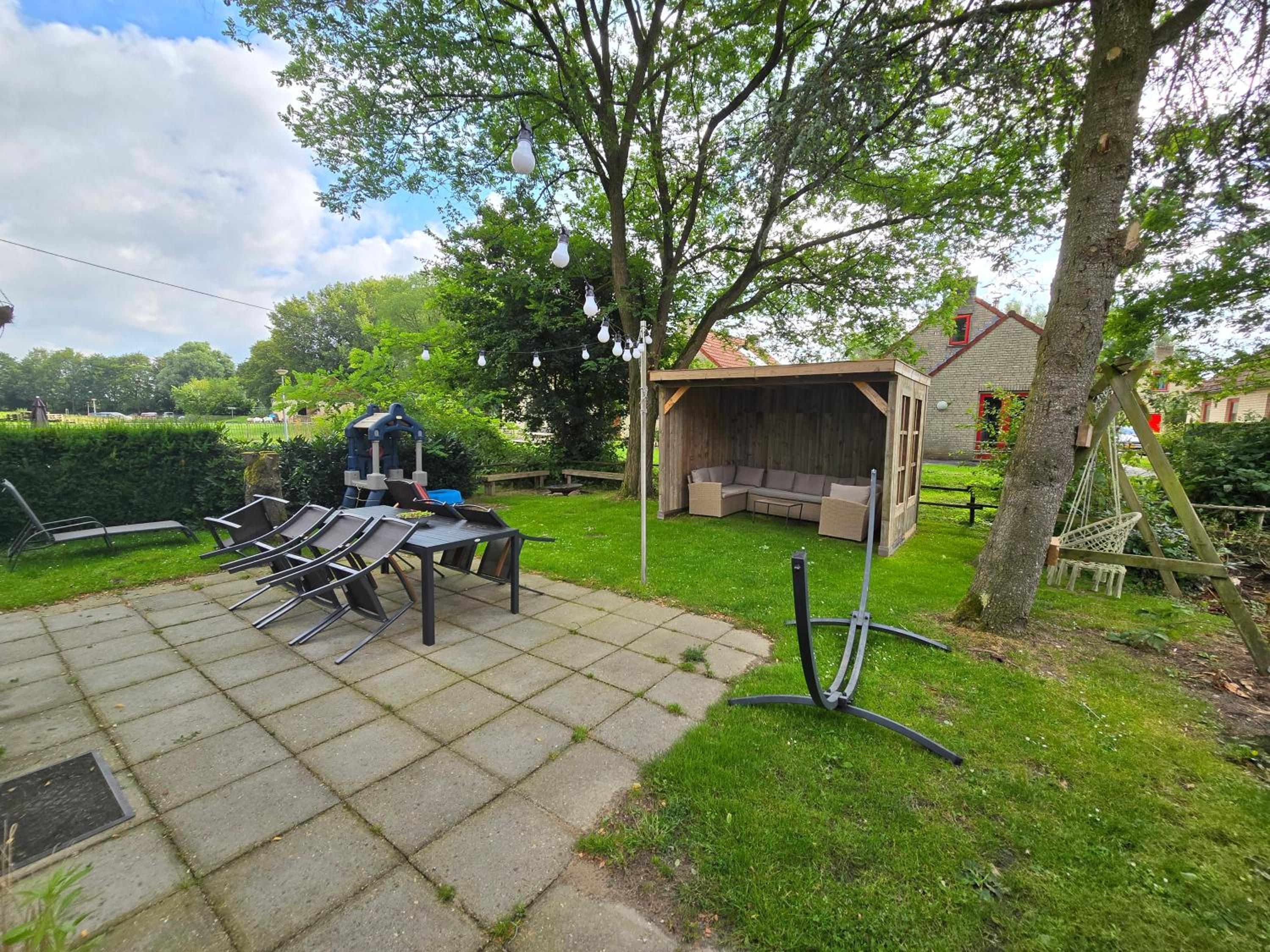 Three-Bedroom House photo 3