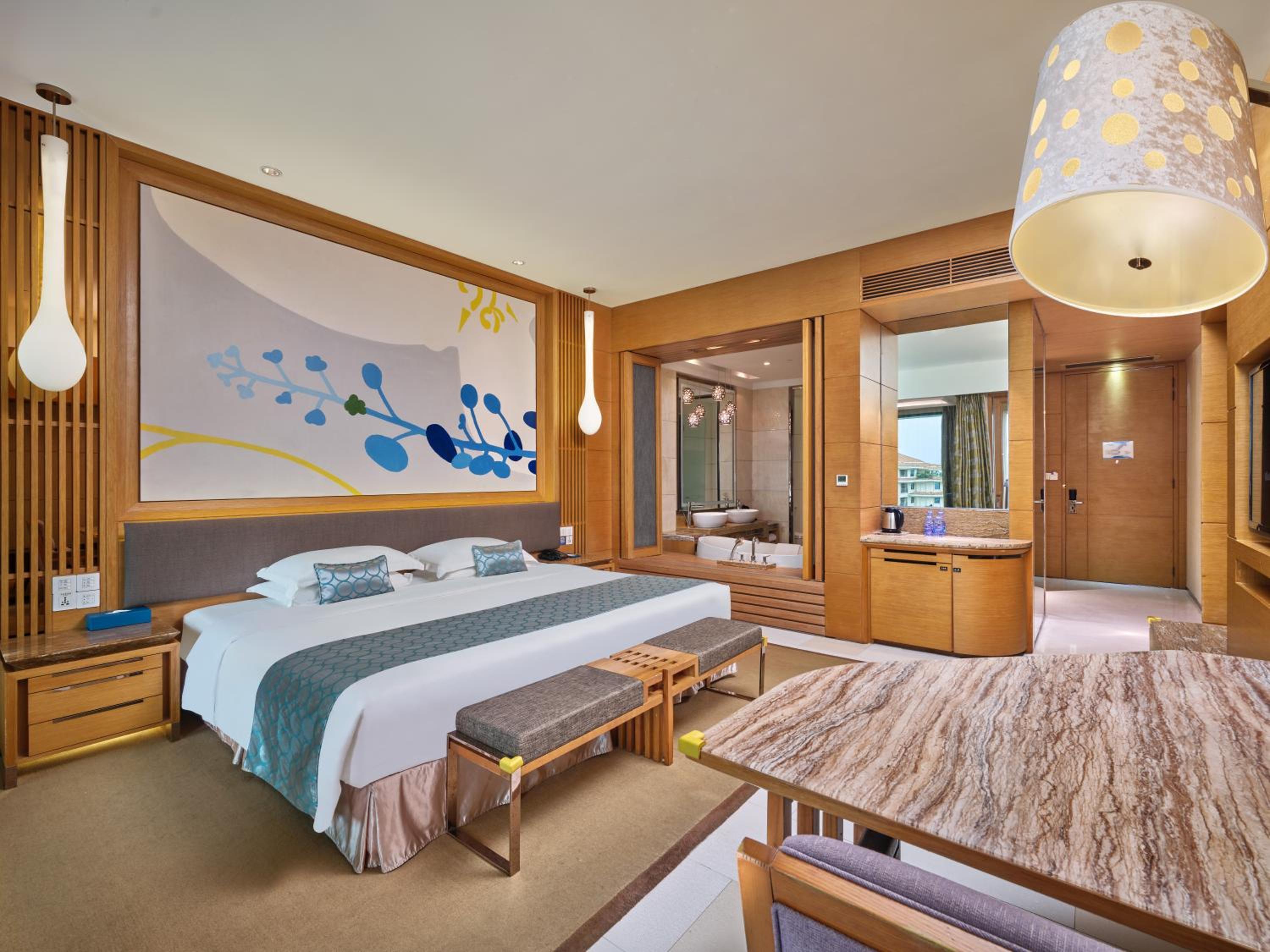 Deluxe King Room with Sea View (include hot spring tickets for 2 pax) - Photo 2