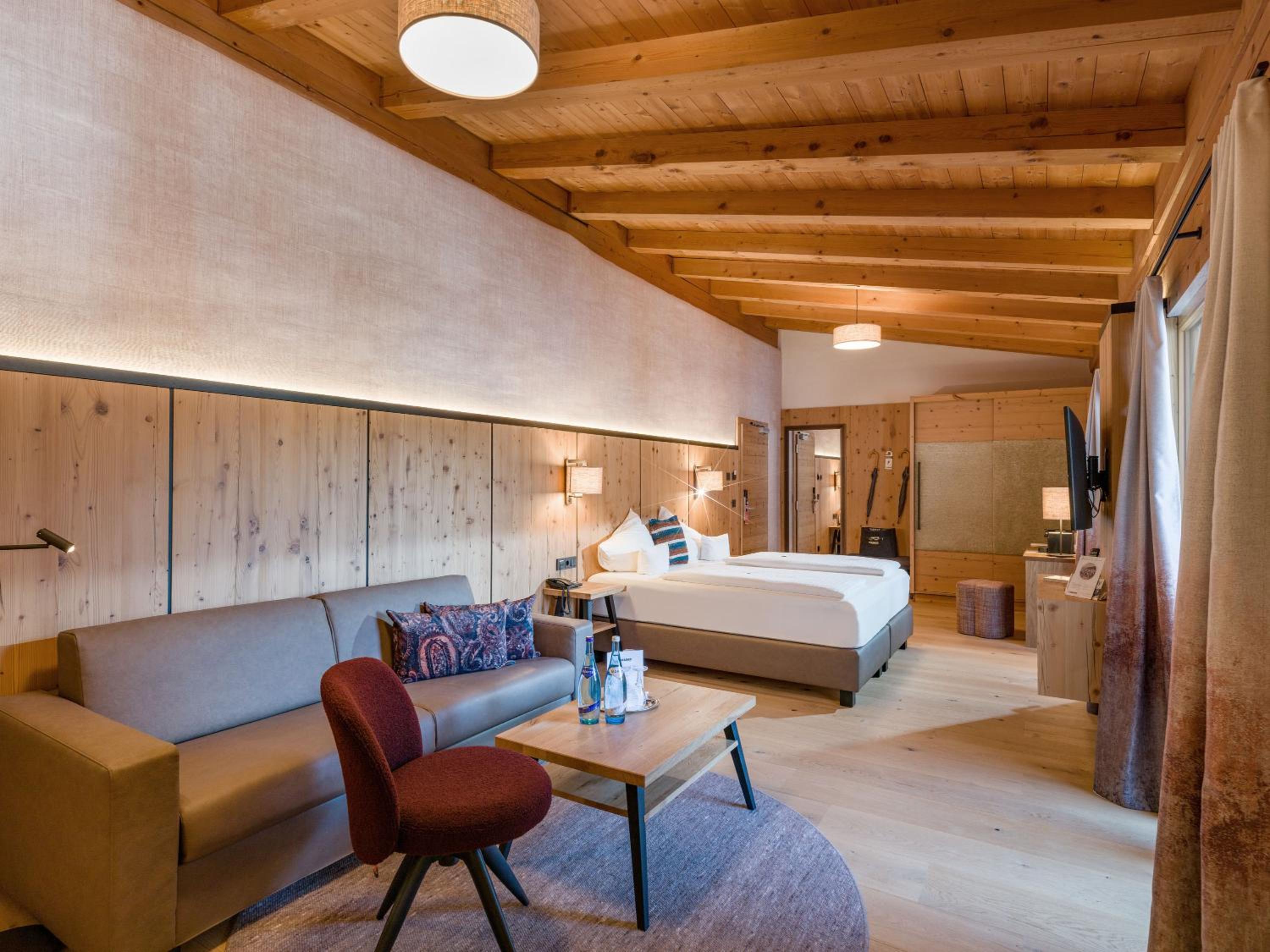Deluxe Junior Suite