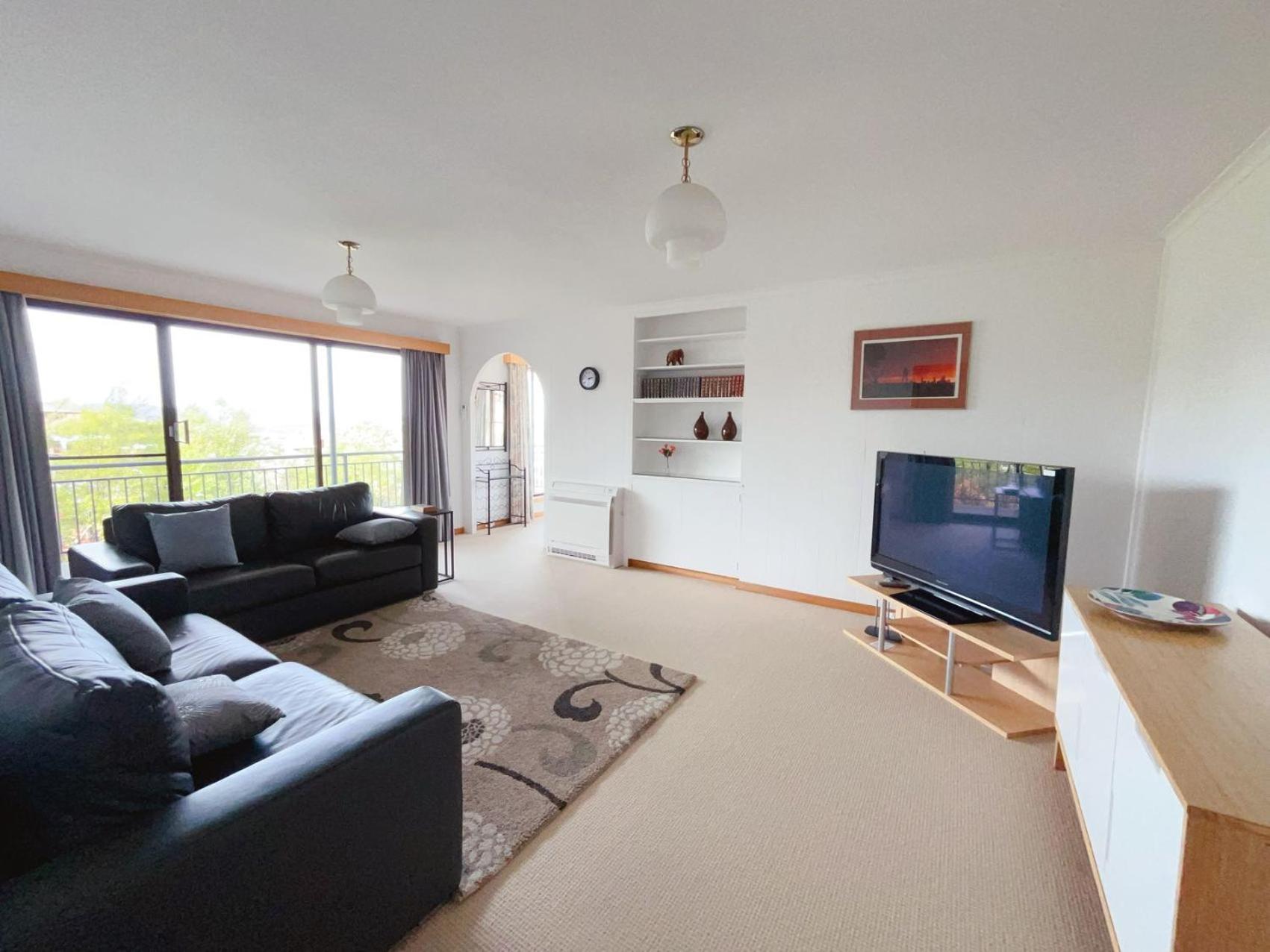 Three-Bedroom Villa photo 1