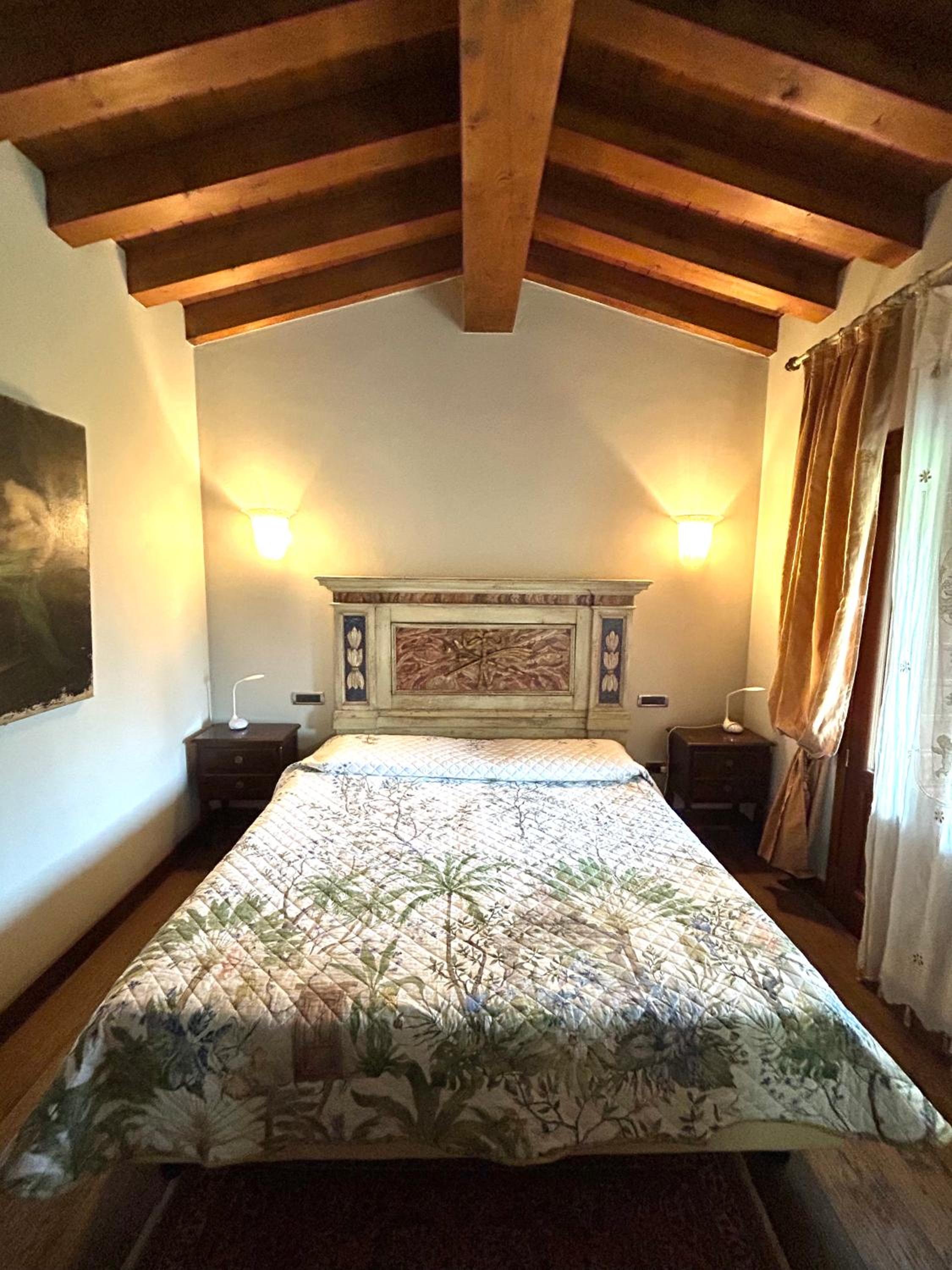 Quadruple Room with Private Bathroom photo 1