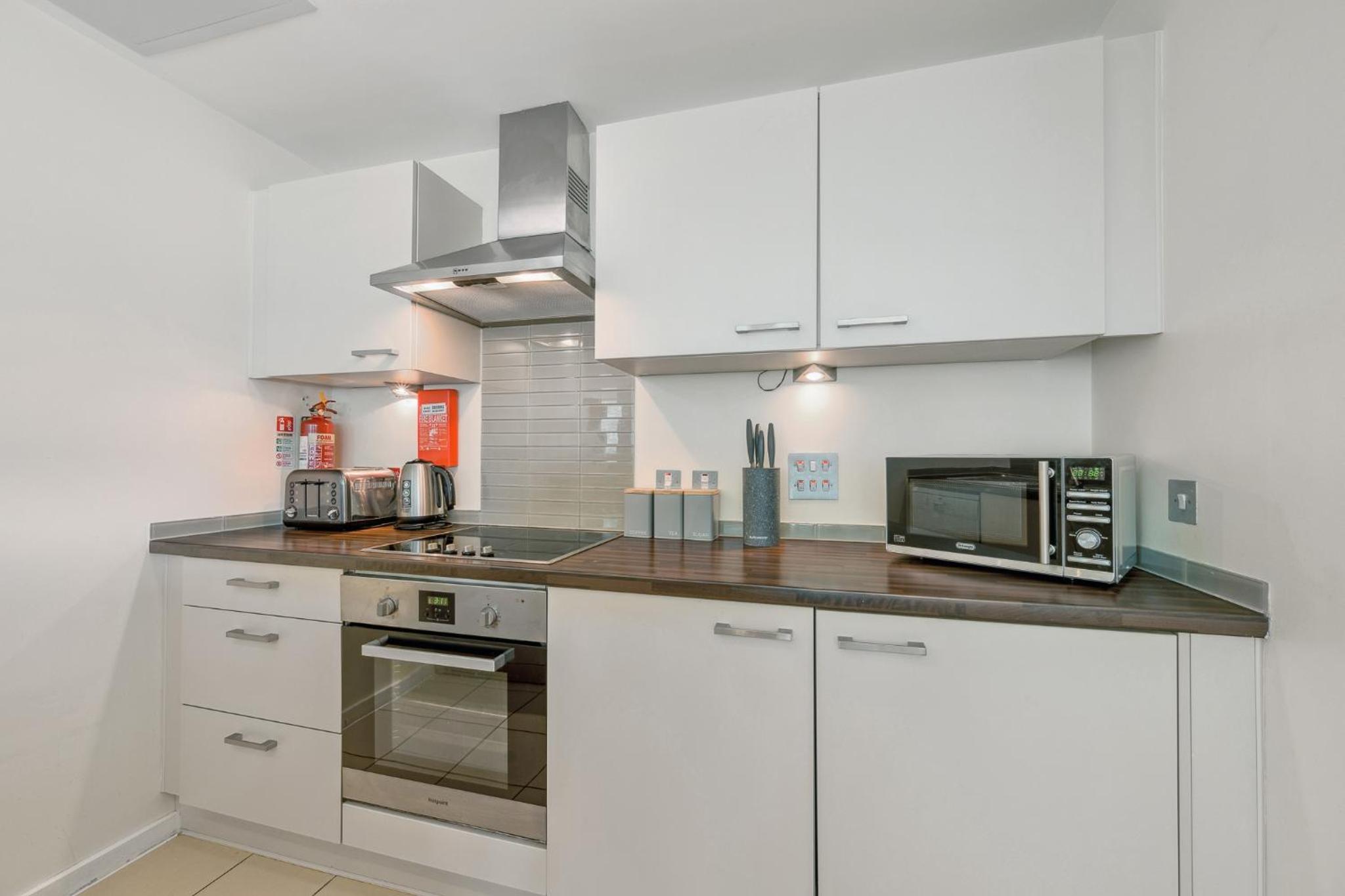 3-Bedroom Apartment - Photo 12