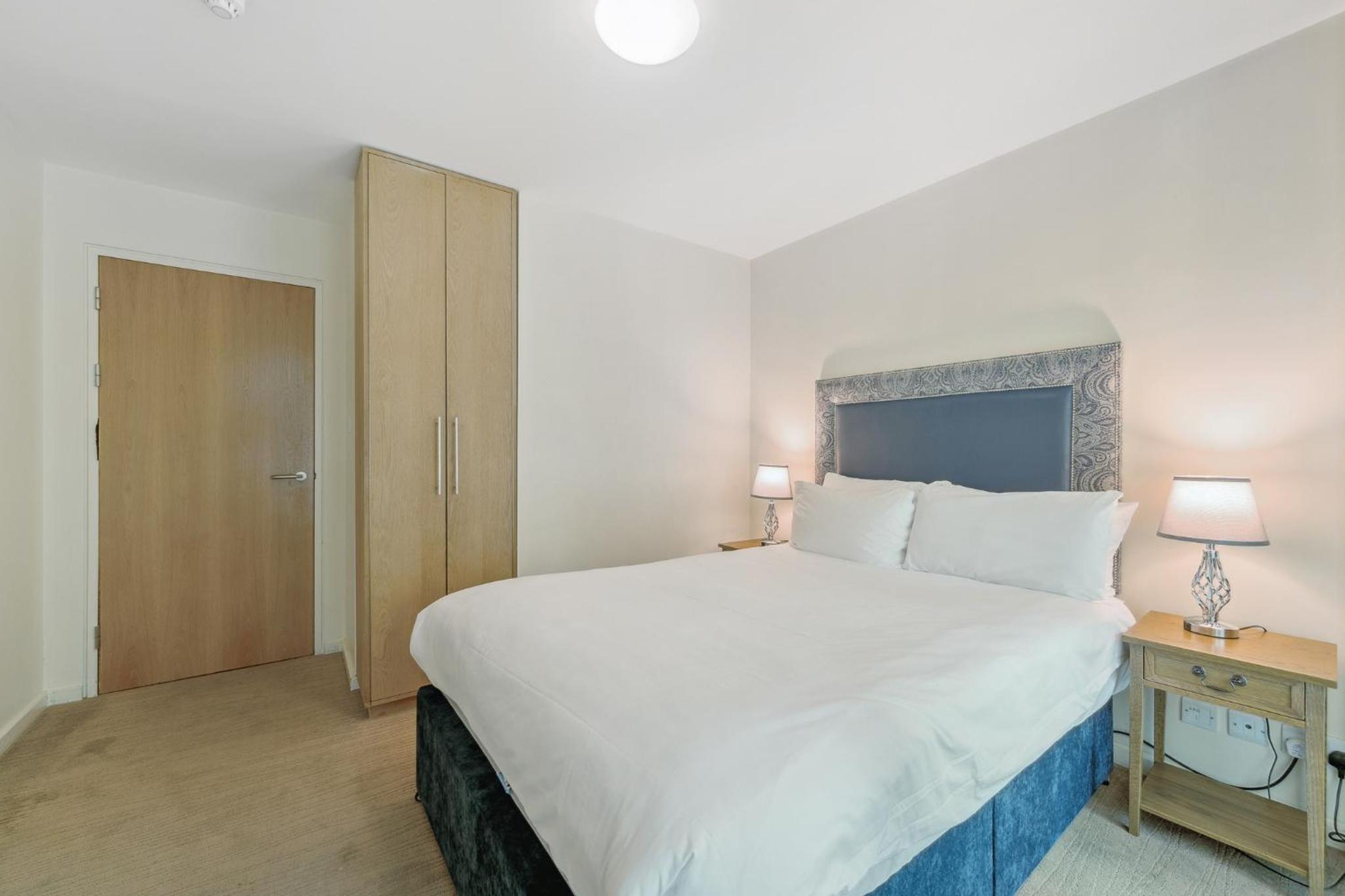 3-Bedroom Apartment - Photo 4