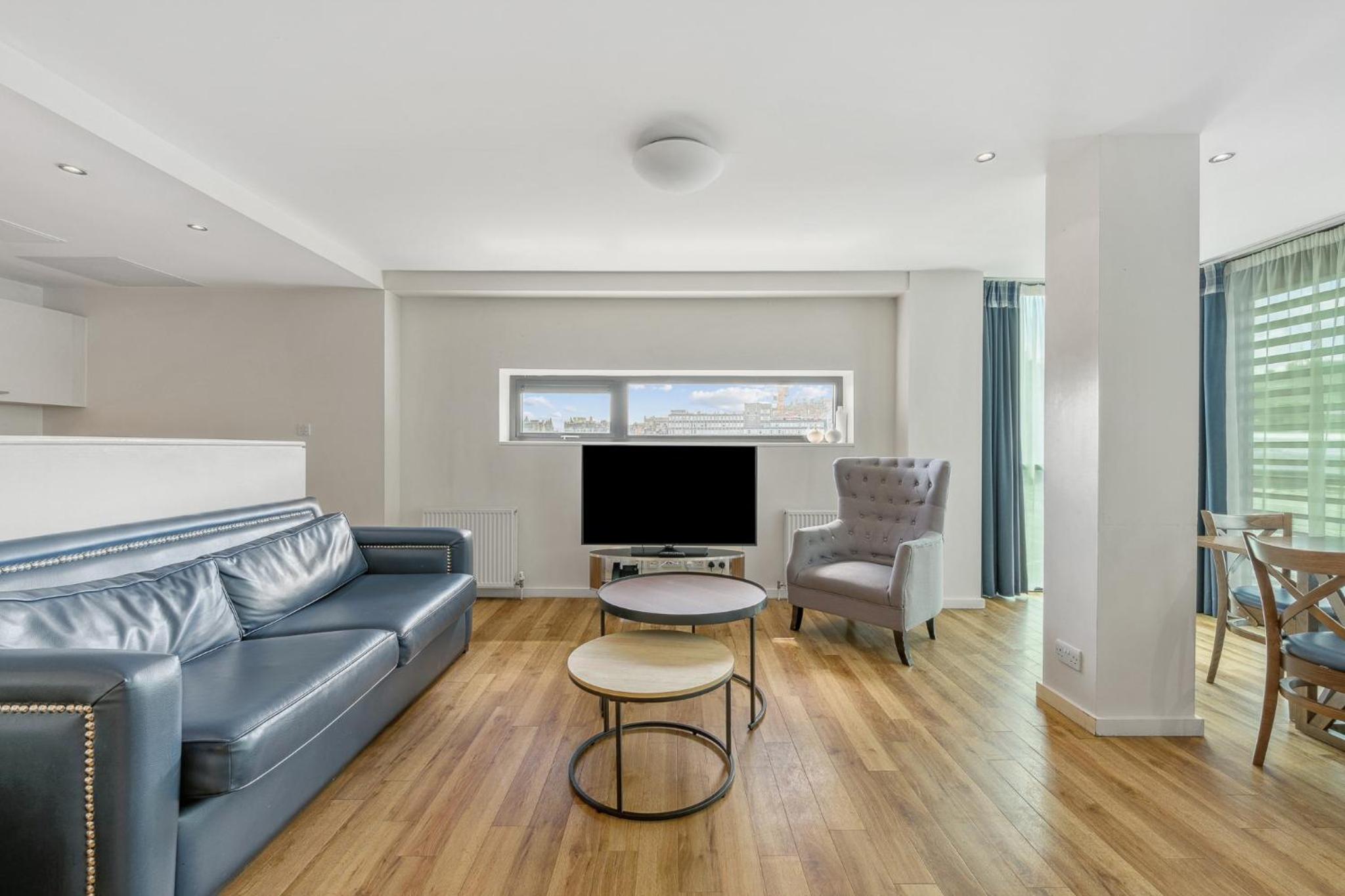 3-Bedroom Apartment - Photo 13