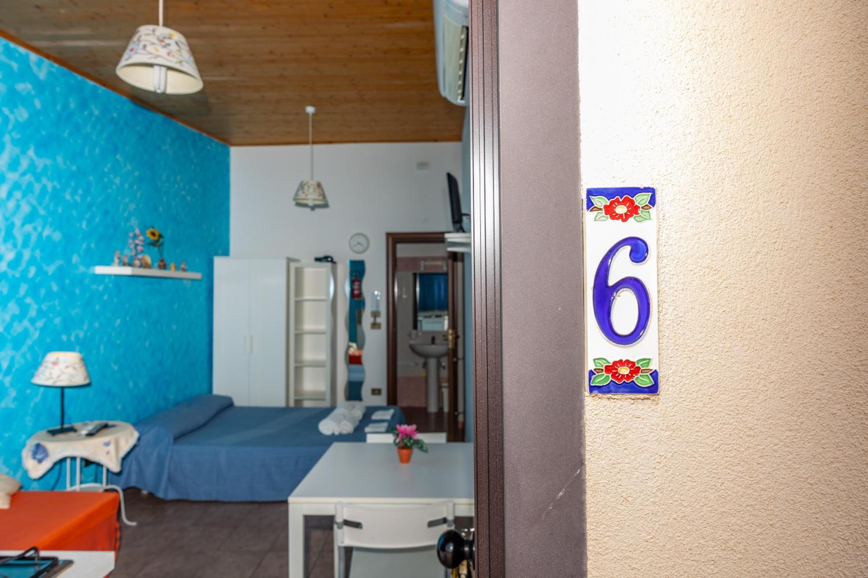 Studio Apartment with Sea View
