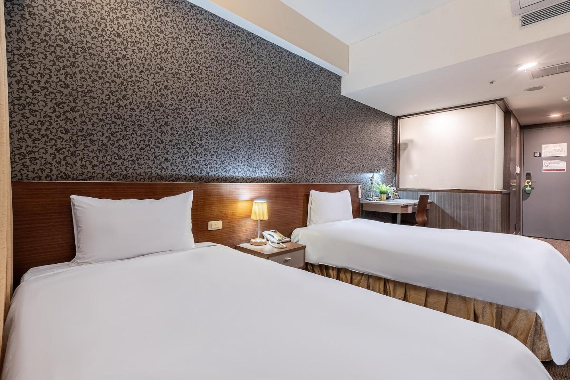 Superior Twin Room photo 1