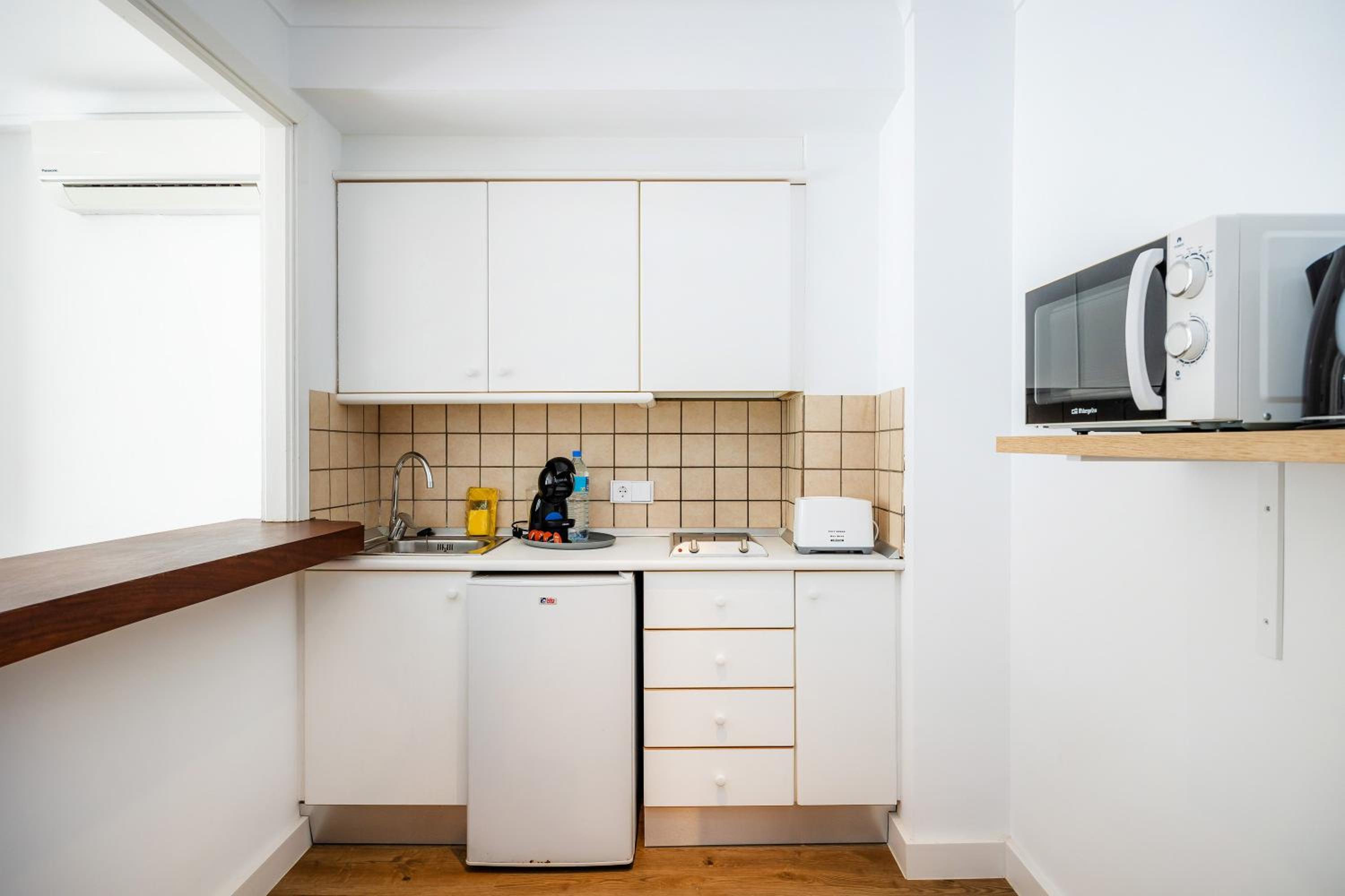 Three-Bedroom Premium Apartment with Balcony photo 2