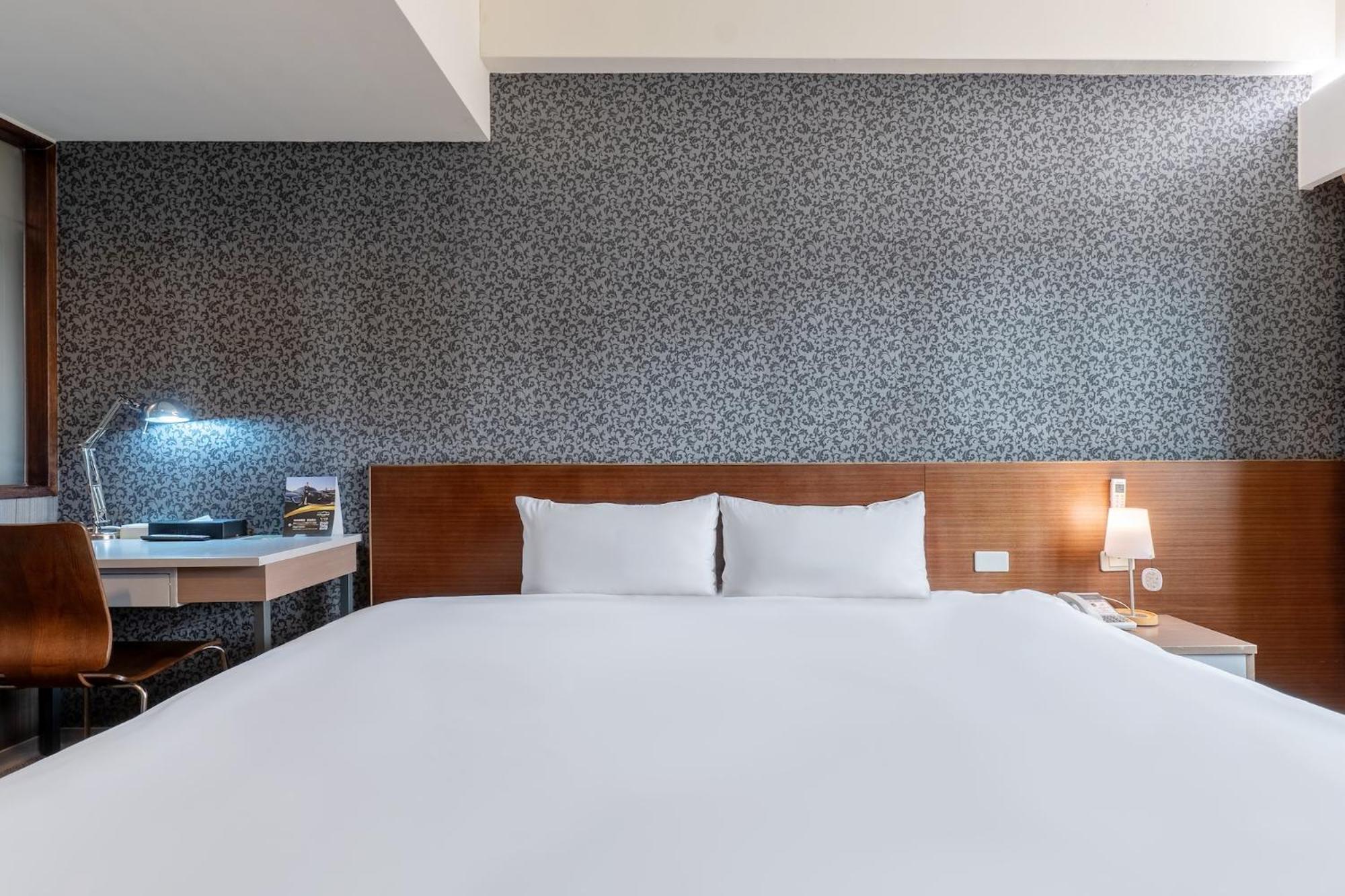 Double or Twin Room (Check-in after 20:00) photo 2