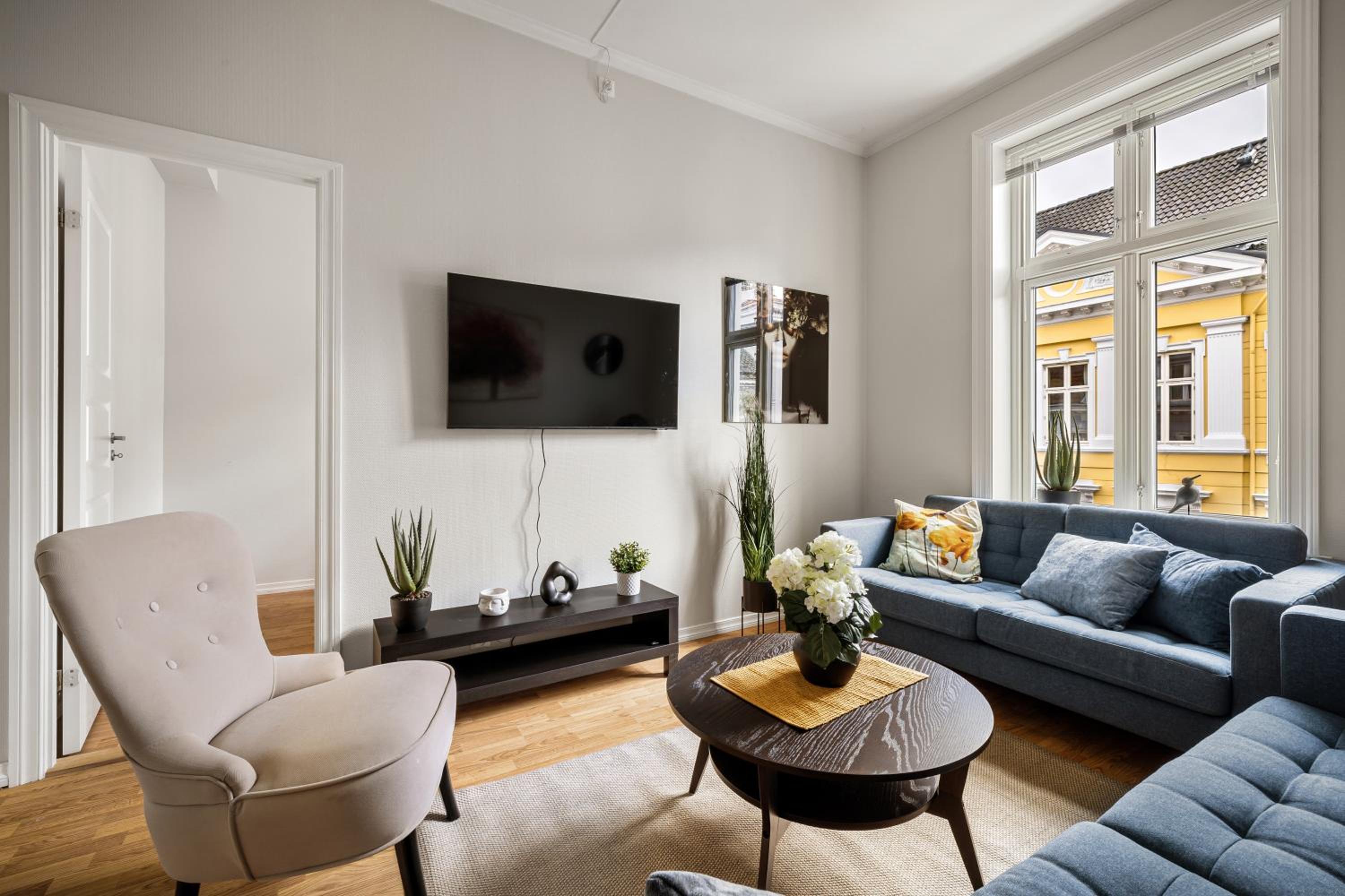 Three-Bedroom Apartment-First.Floor - Photo 15