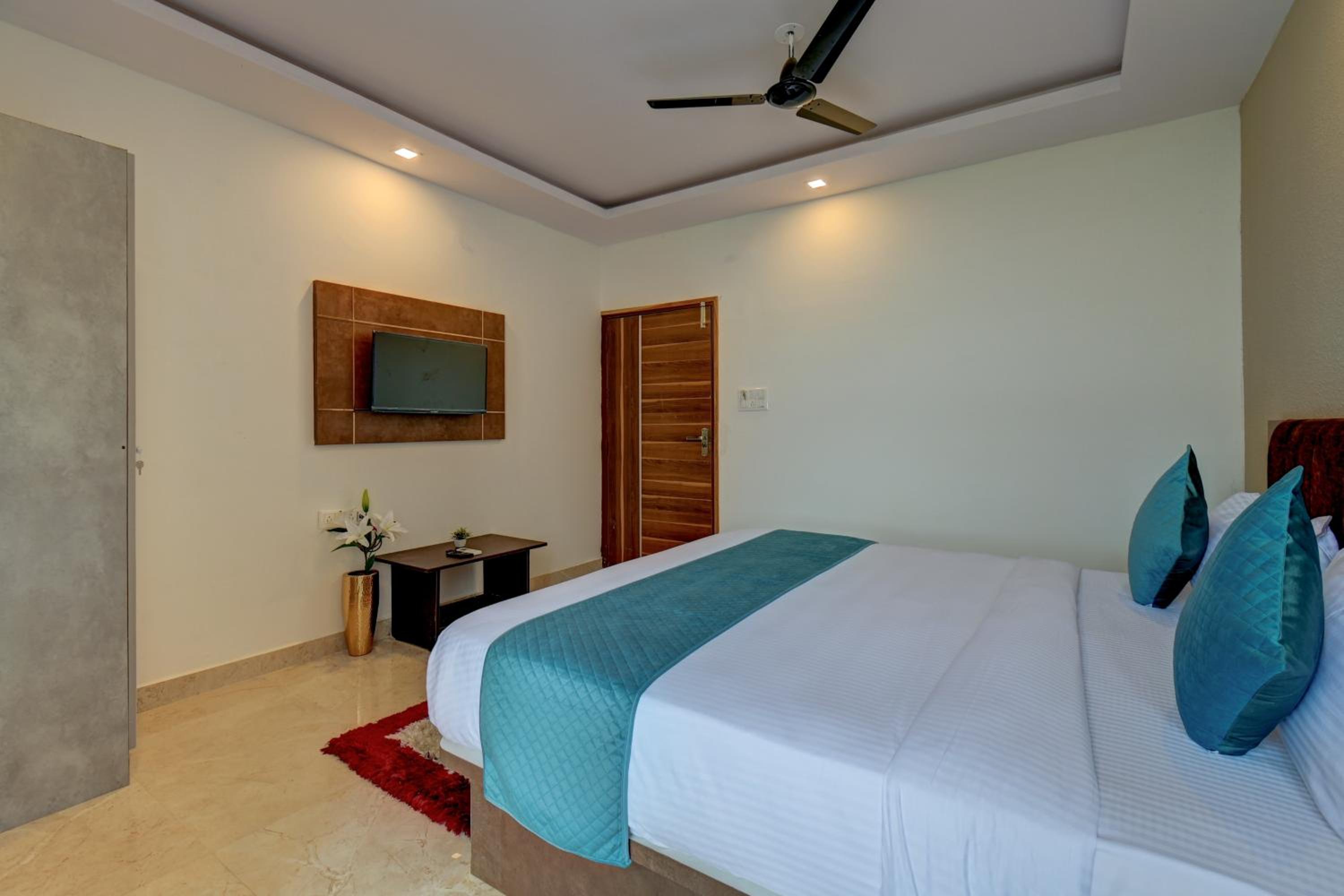 Superior King Room
